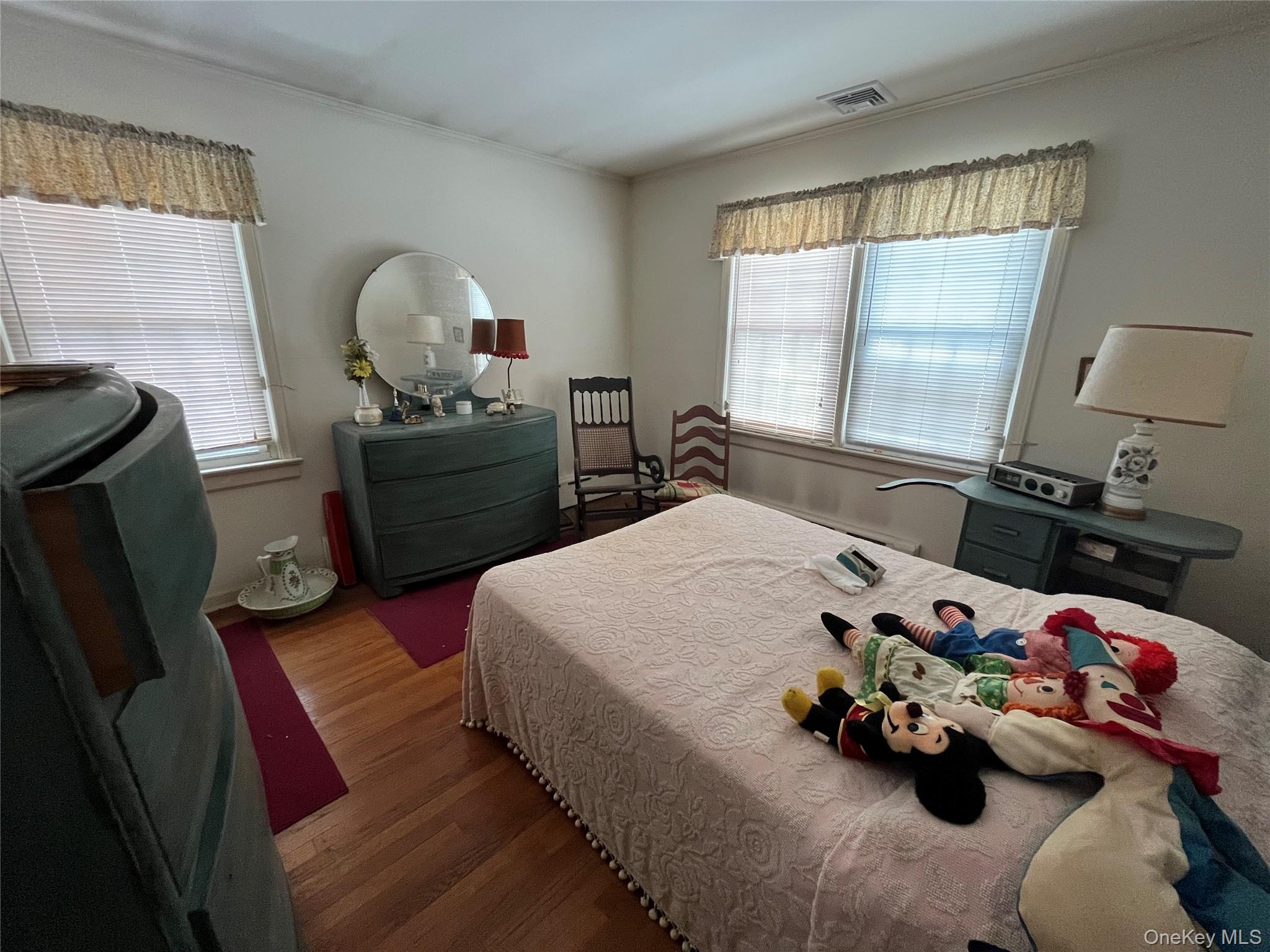 #5 photo, 300 Hewlett Avenue, East Patchogue , NY 11772