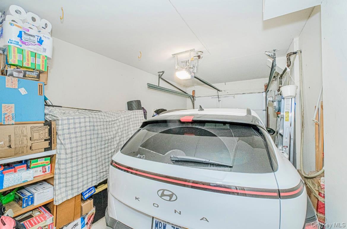 #18 photo, 212 ilyssa way, Staten Island , NY 10312