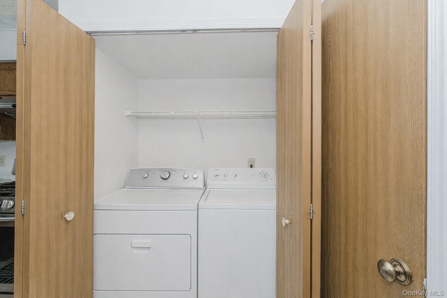 #9 photo, 212 ilyssa way, Staten Island , NY 10312