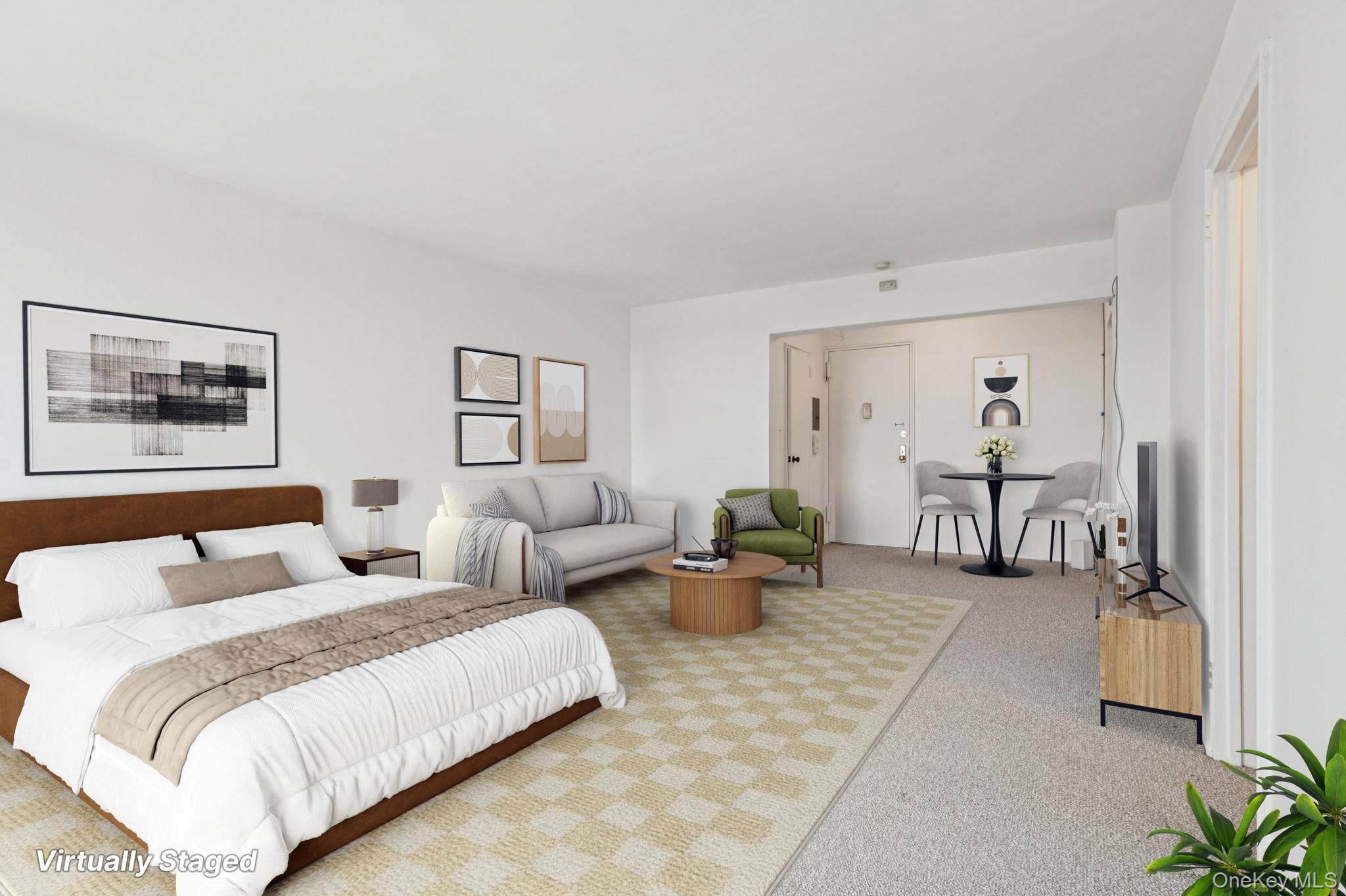 #13 photo, 120 120 Horton Highway, नासाउ काउंटी Mineola , NY 11501