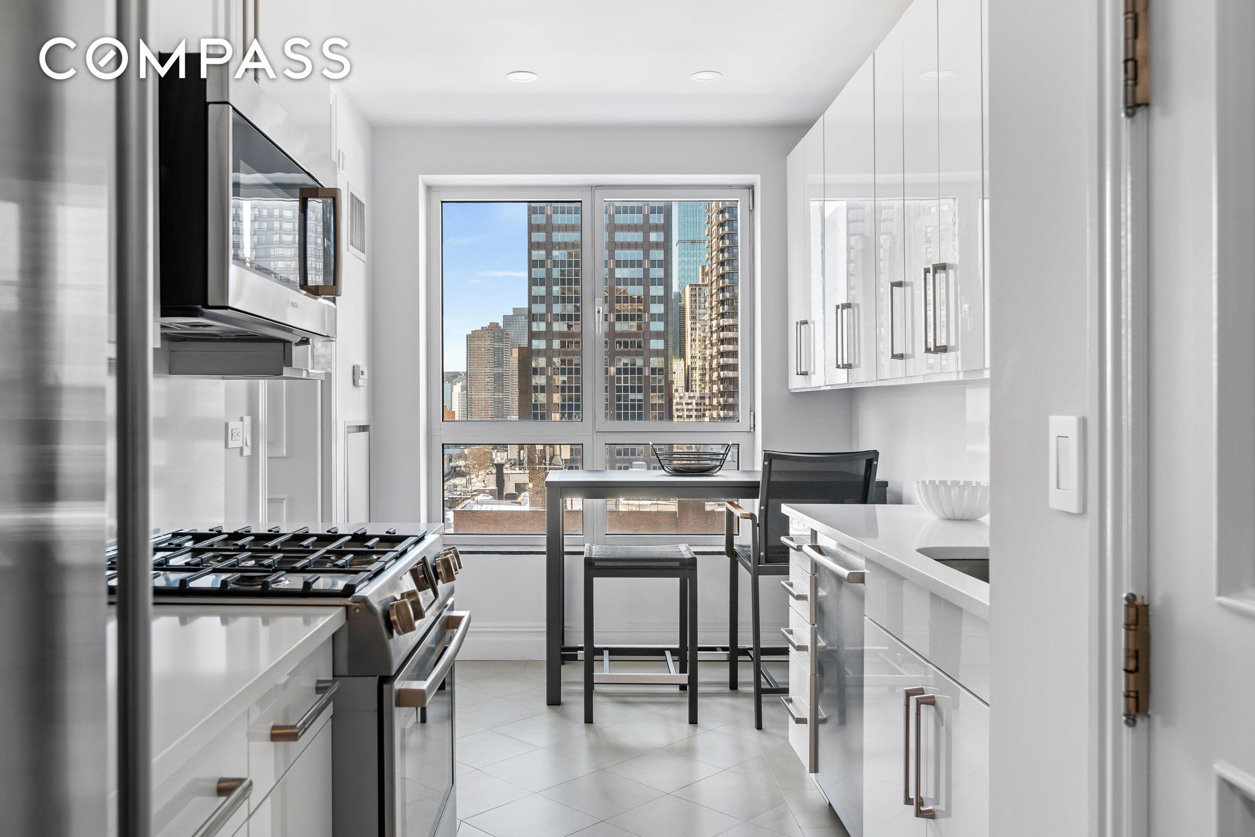 #5 photo, 351 E 51st Street, مانهاتن Midtown East , NY 10022