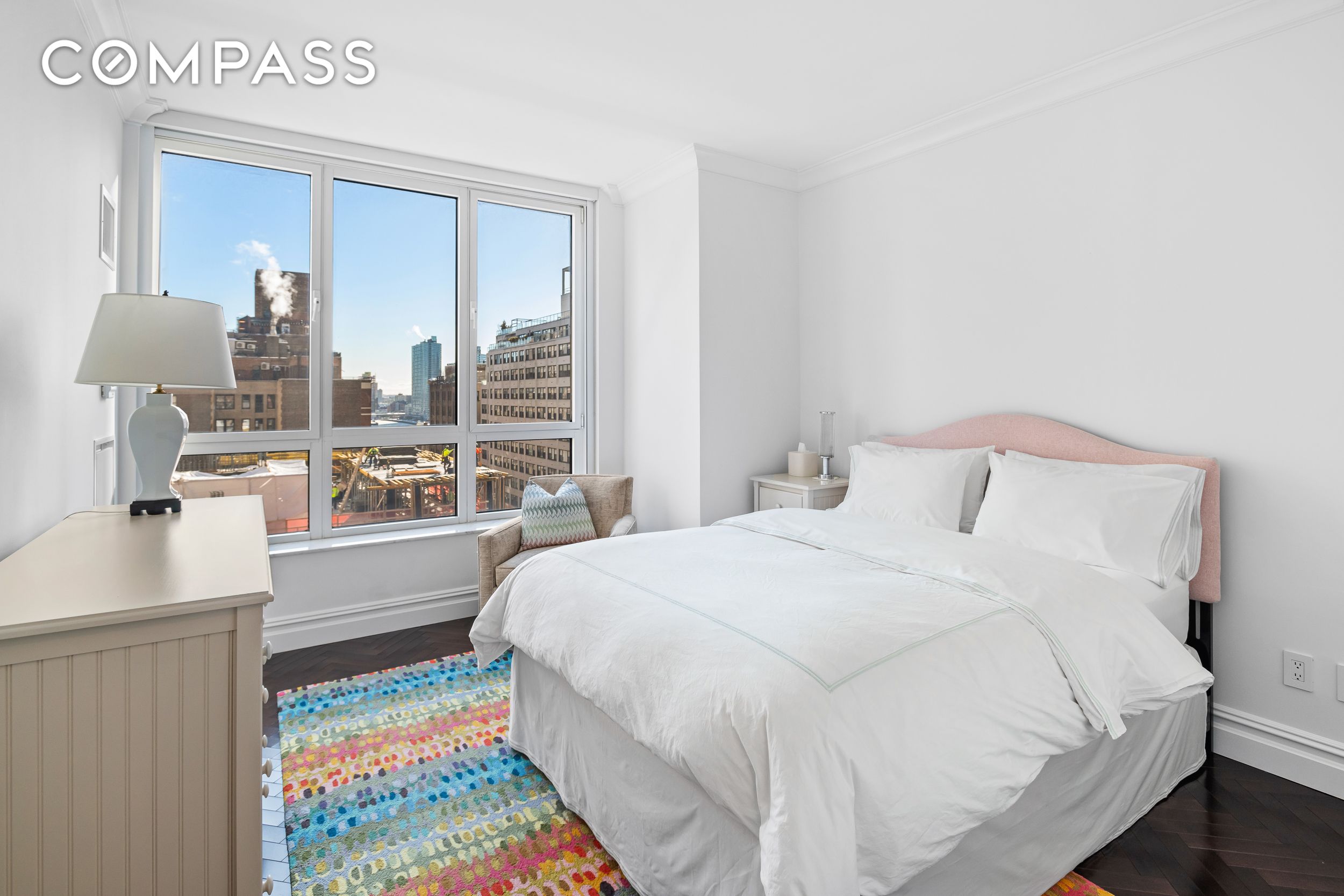 #8 photo, 351 E 51st Street, مانهاتن Midtown East , NY 10022