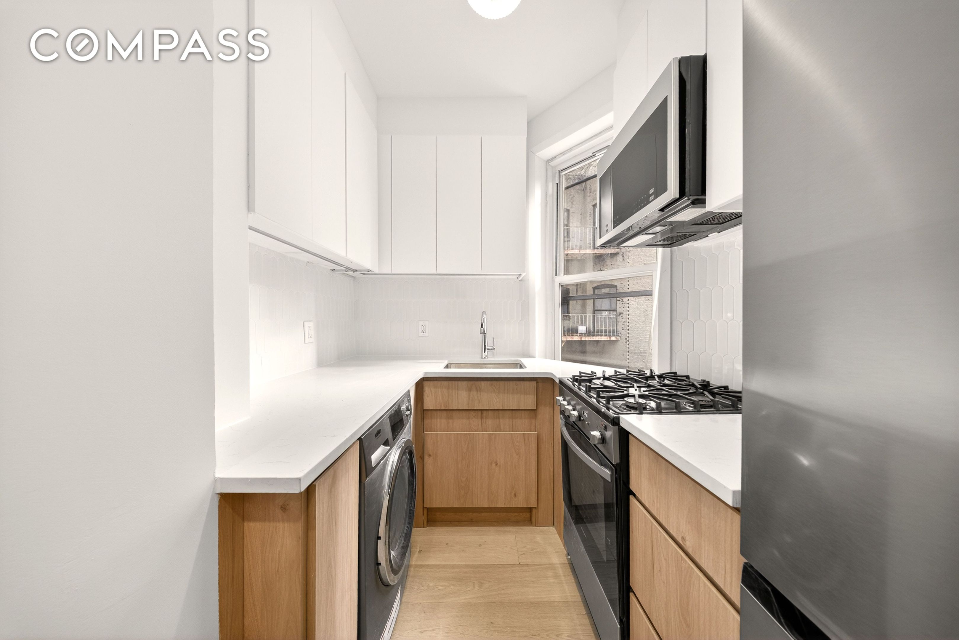 #3 photo, 120 E 83rd Street, Манхэттен ‖ Upper East Side , NY 10028