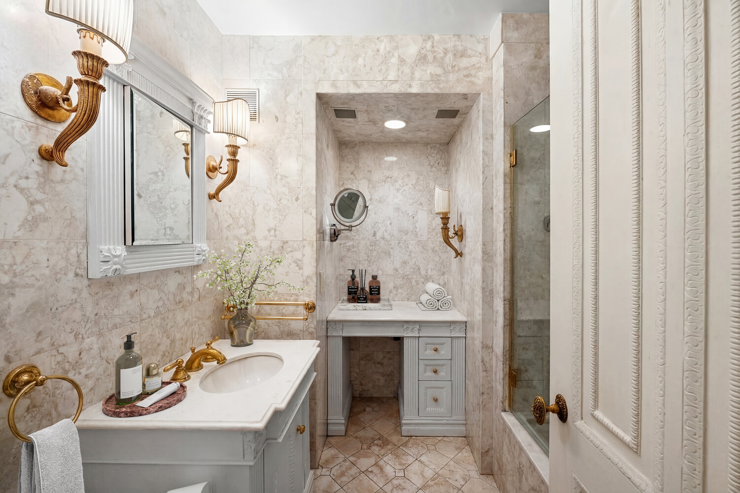 #7 photo, 650 PARK Avenue, Lenox Hill , NY 10065