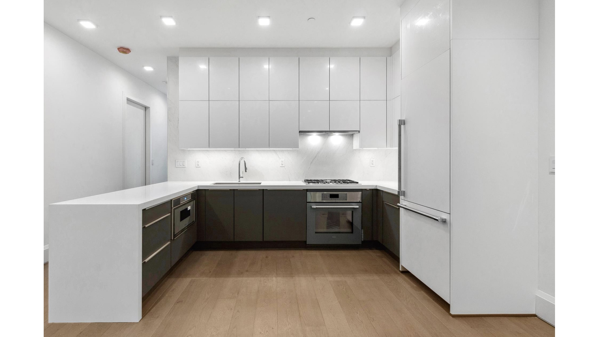 #4 photo, 51 ST MARKS Place, Boerum Hill , NY 11217