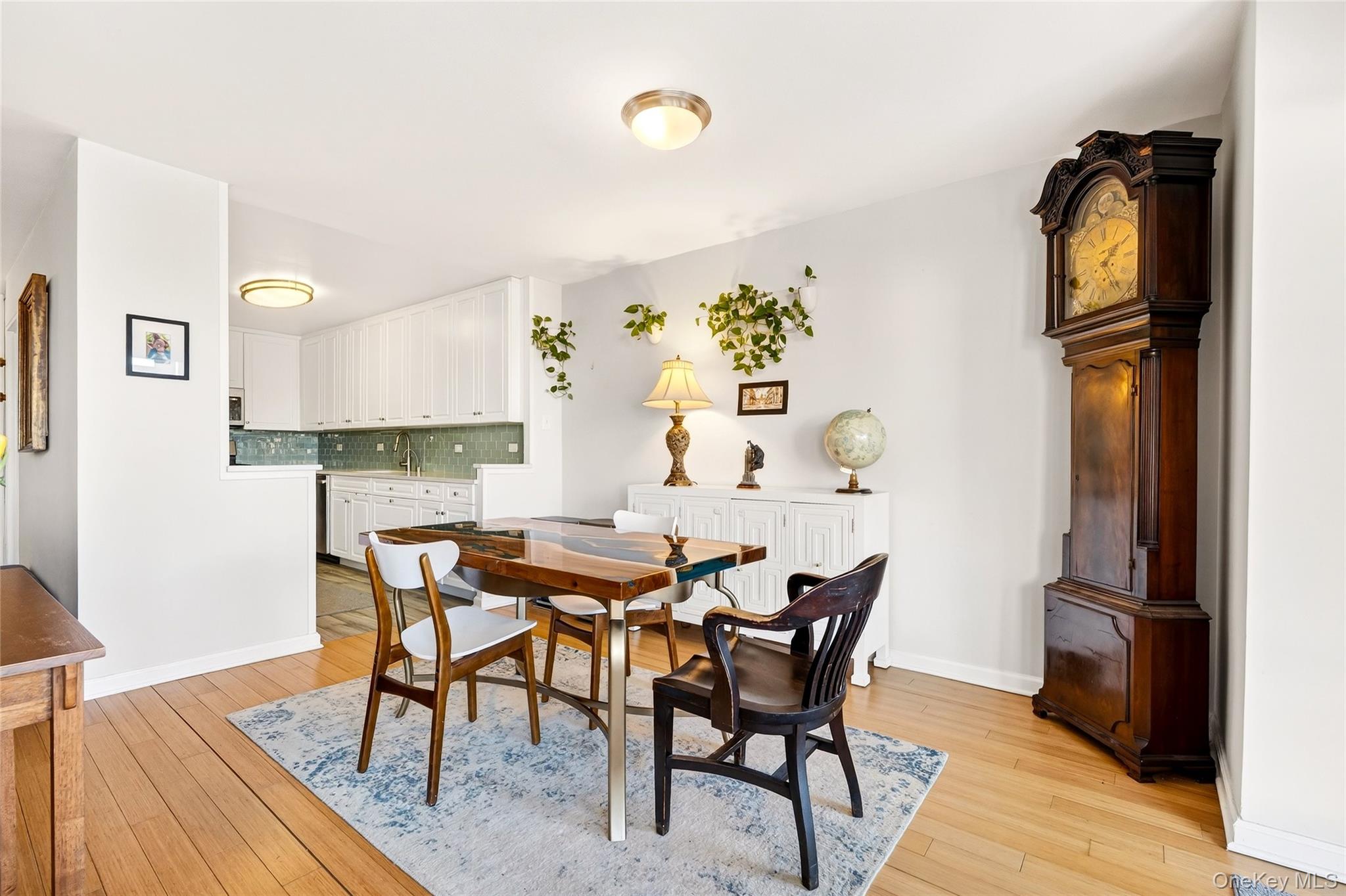 #12 photo, 2500 Johnson Avenue, Bronx , NY 10463