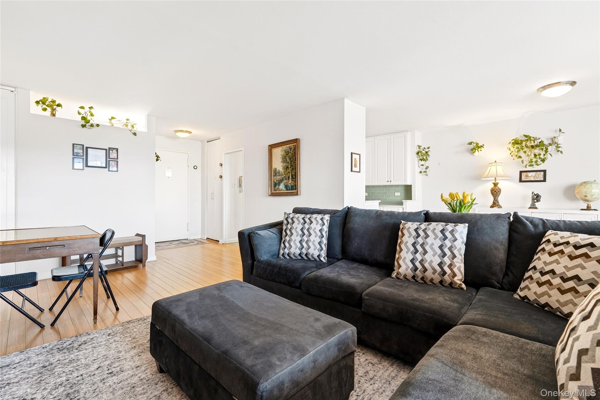 #16 photo, 2500 Johnson Avenue, Bronx , NY 10463