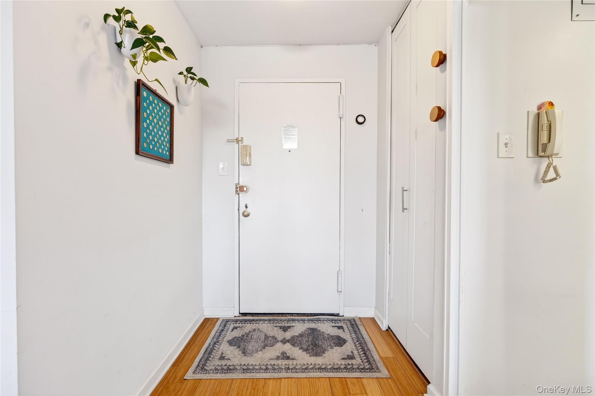 #3 photo, 2500 Johnson Avenue, Bronx , NY 10463