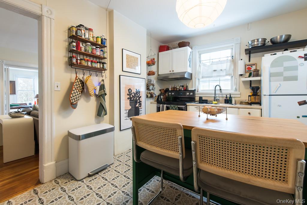 #11 photo, 63 Thompson Street, Poughkeepsie , NY 12601