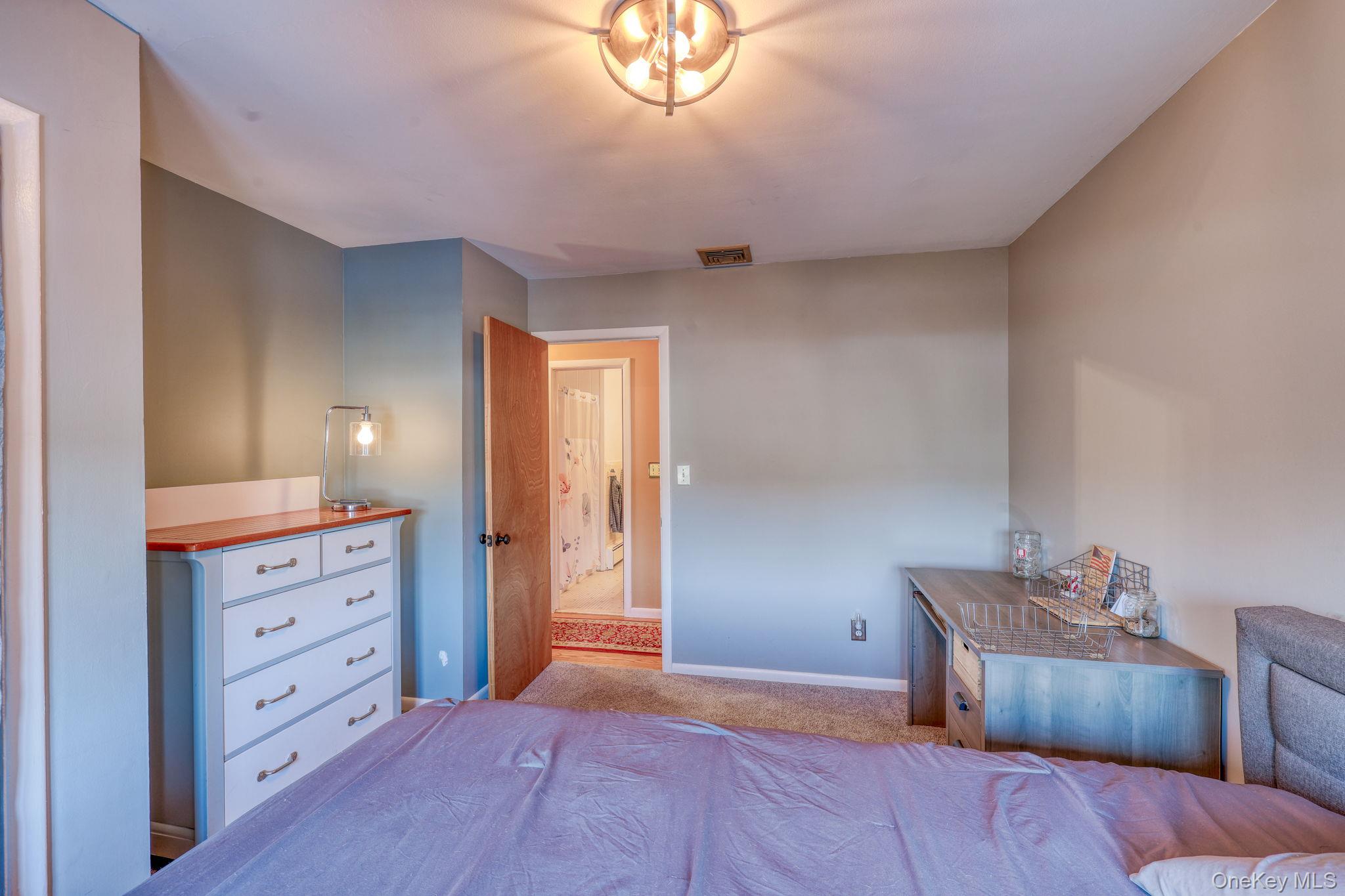 #12 photo, 205 Beach Drive, 뉴욕주 Mahopac , NY 10541