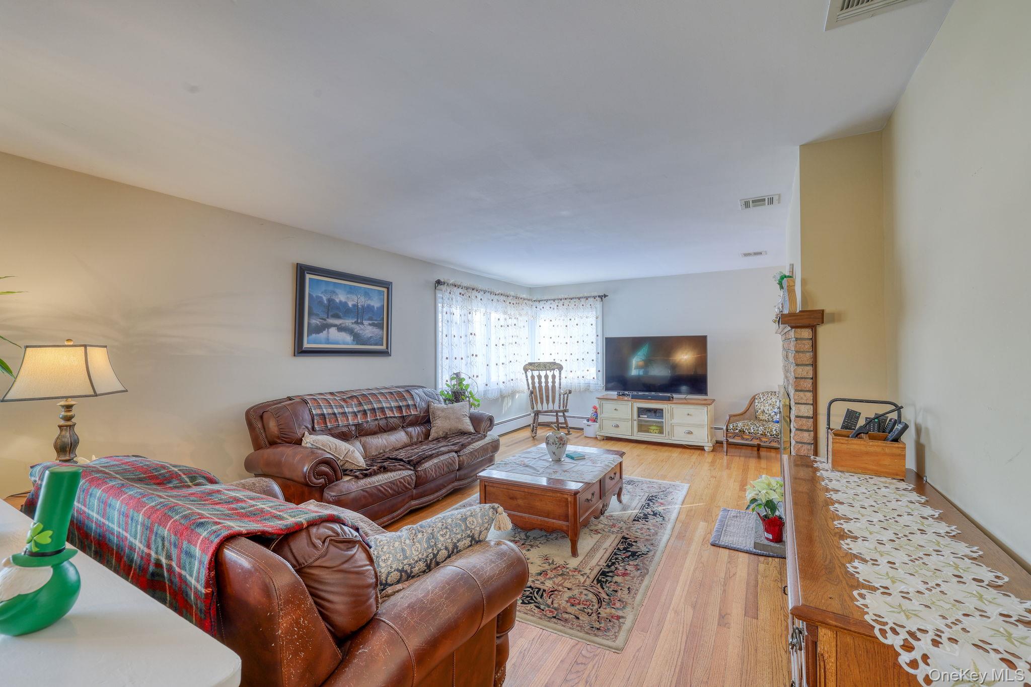 #3 photo, 205 Beach Drive, 뉴욕주 Mahopac , NY 10541