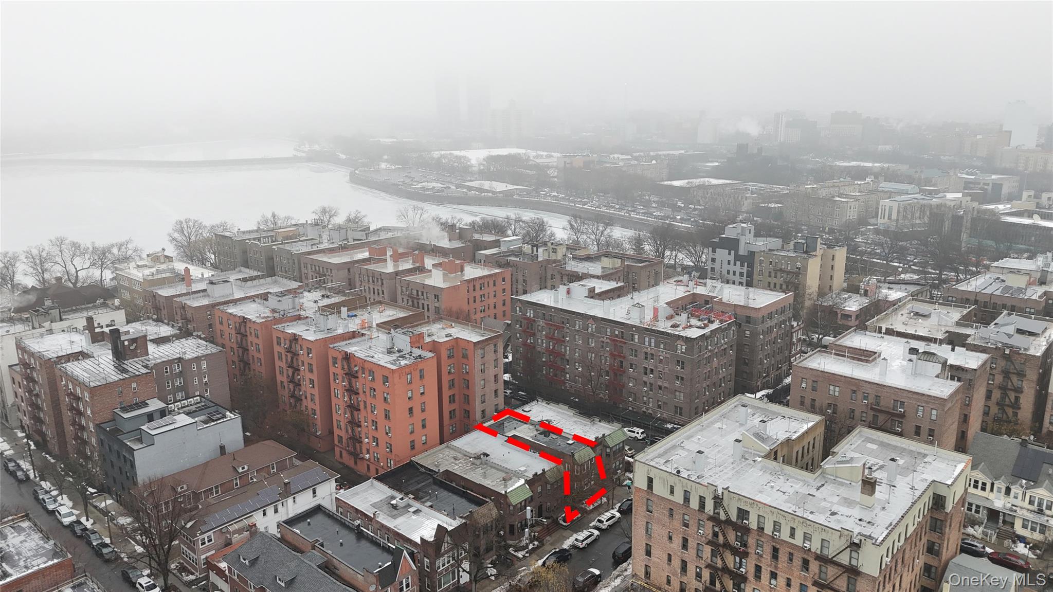 #6 photo, 123 W 197th Street, הברונקס Bronx , NY 10468