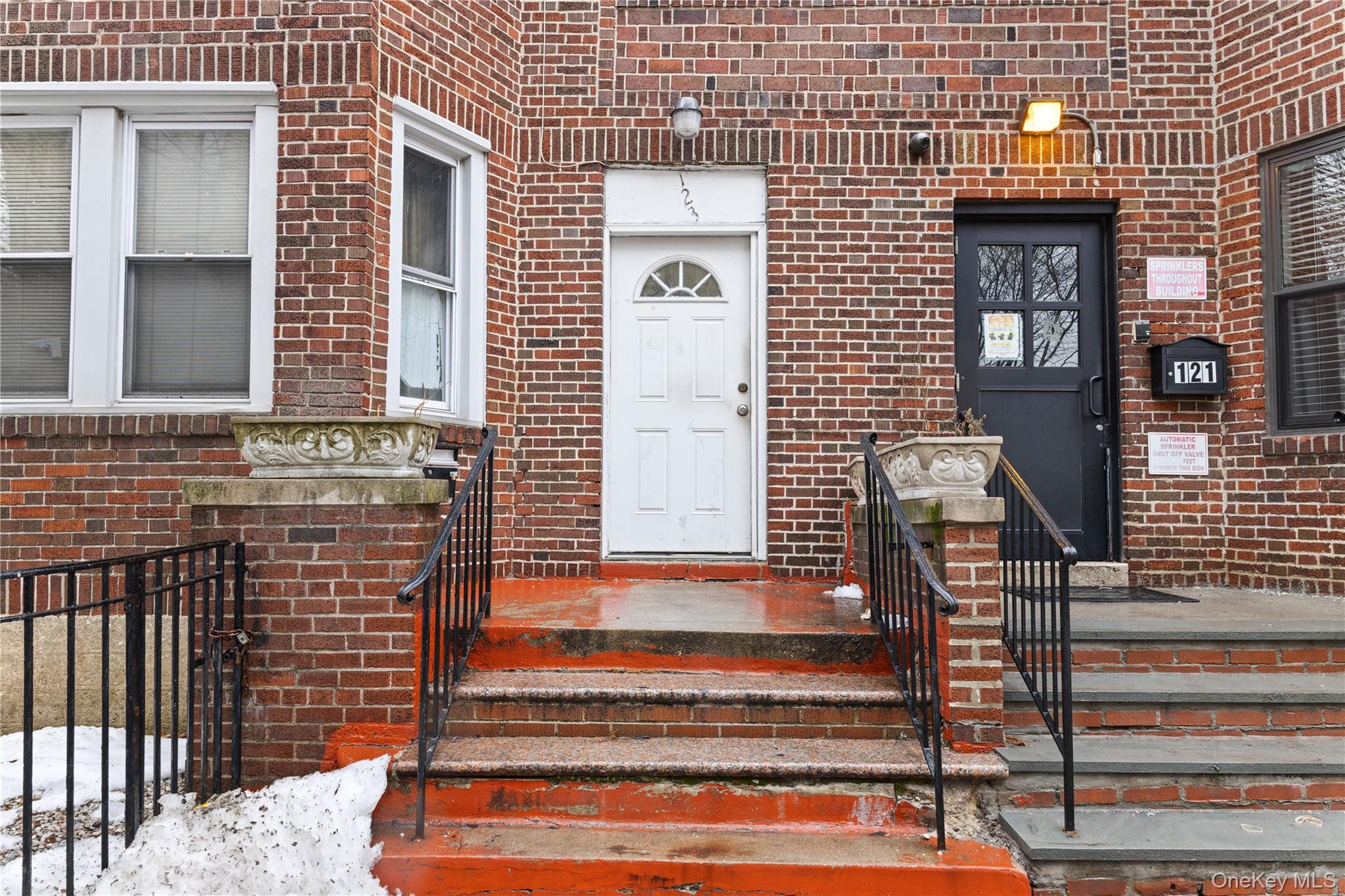 #8 photo, 123 W 197th Street, הברונקס Bronx , NY 10468