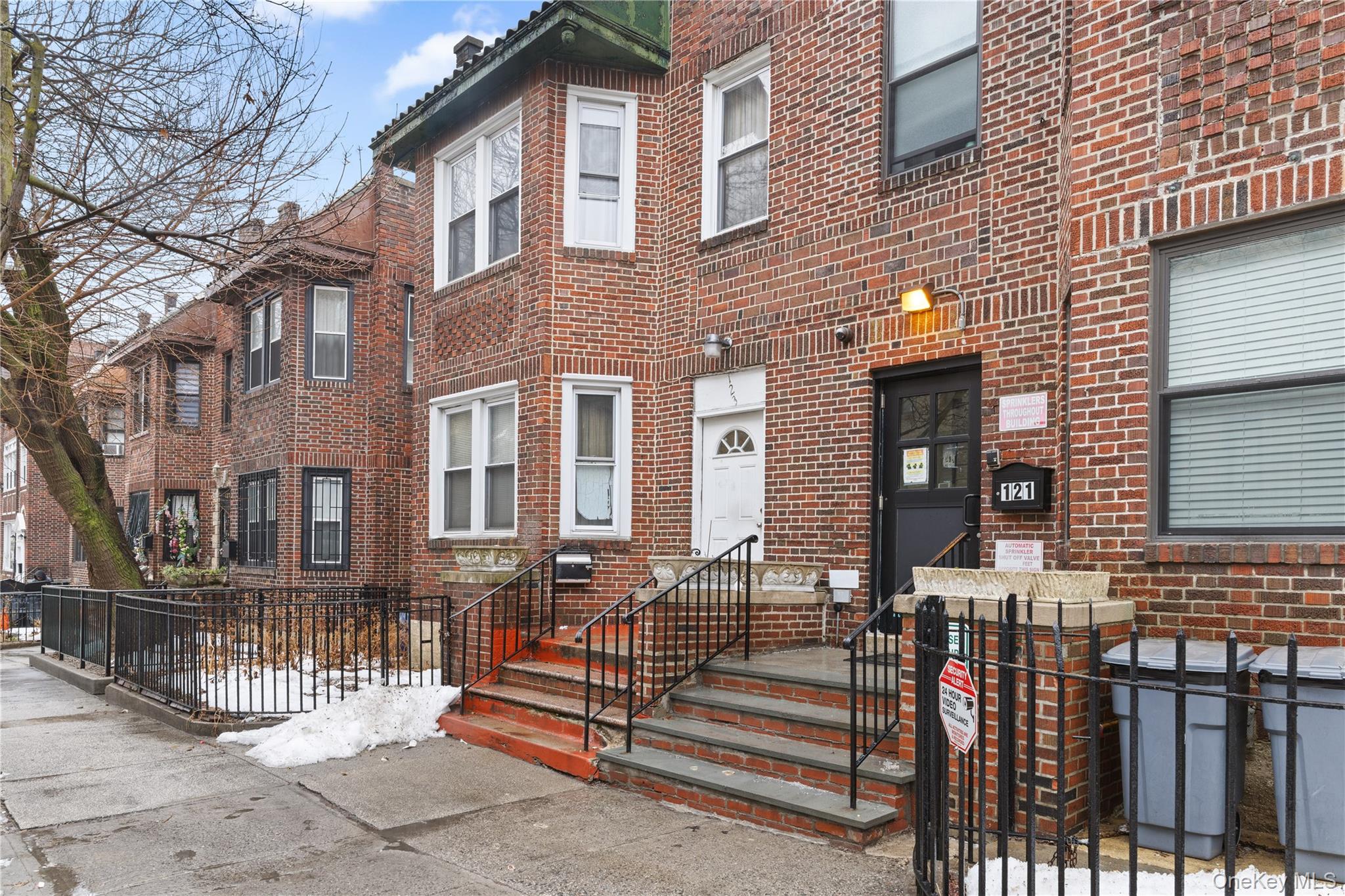 #9 photo, 123 W 197th Street, הברונקס Bronx , NY 10468