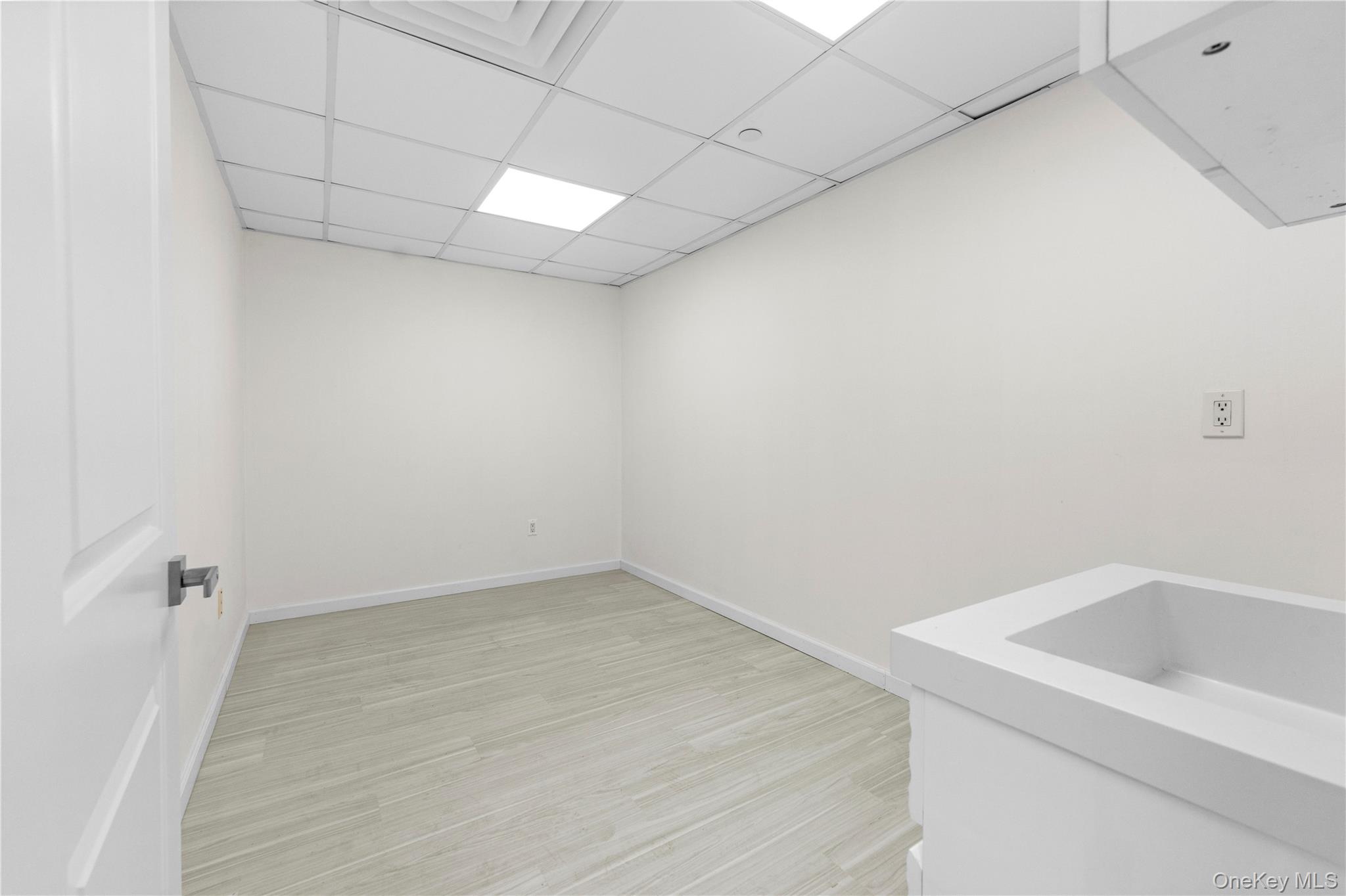 #10 photo, 134-43 Maple Avenue, Flushing , NY 11355