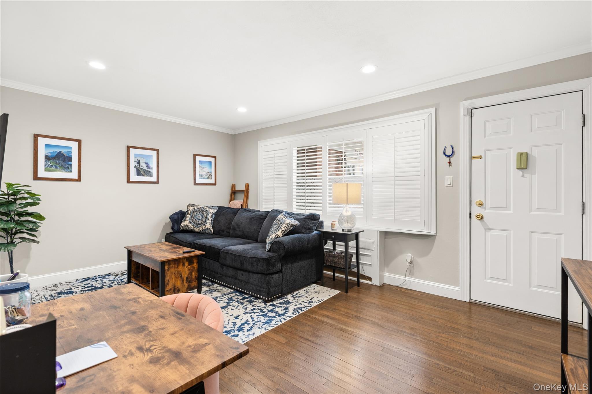 #4 photo, 326 Edmunton Drive, North Babylon , NY 11703