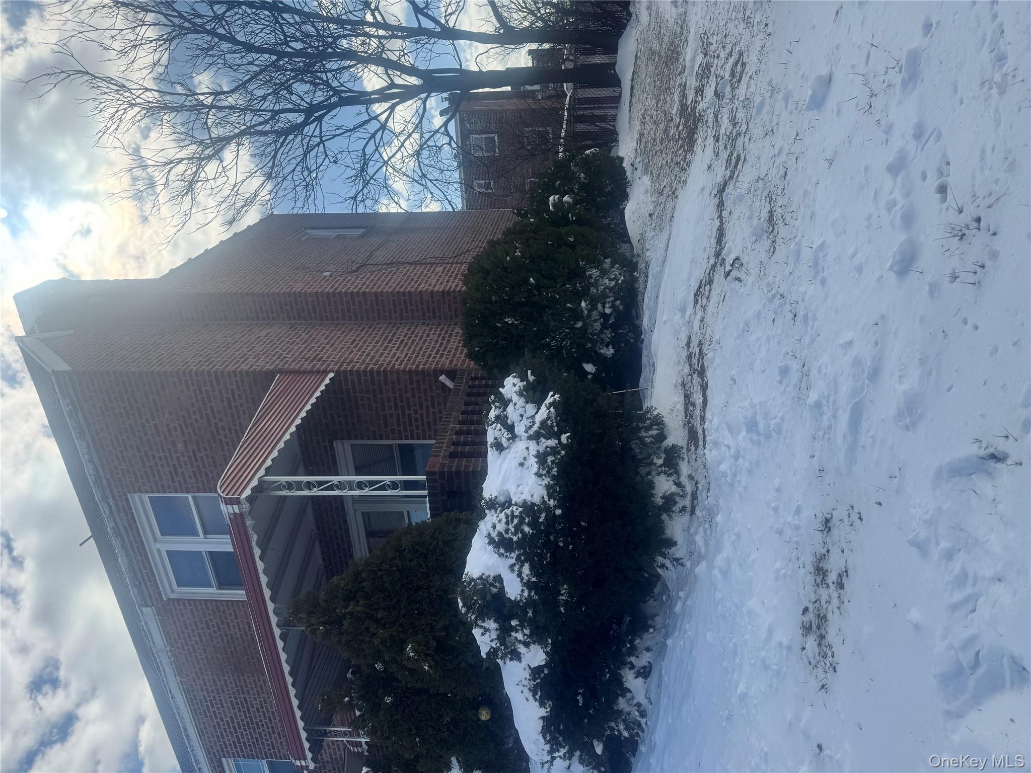 #3 photo, 21602 115th Court, কুইন্‌স Cambria Heights , NY 11411