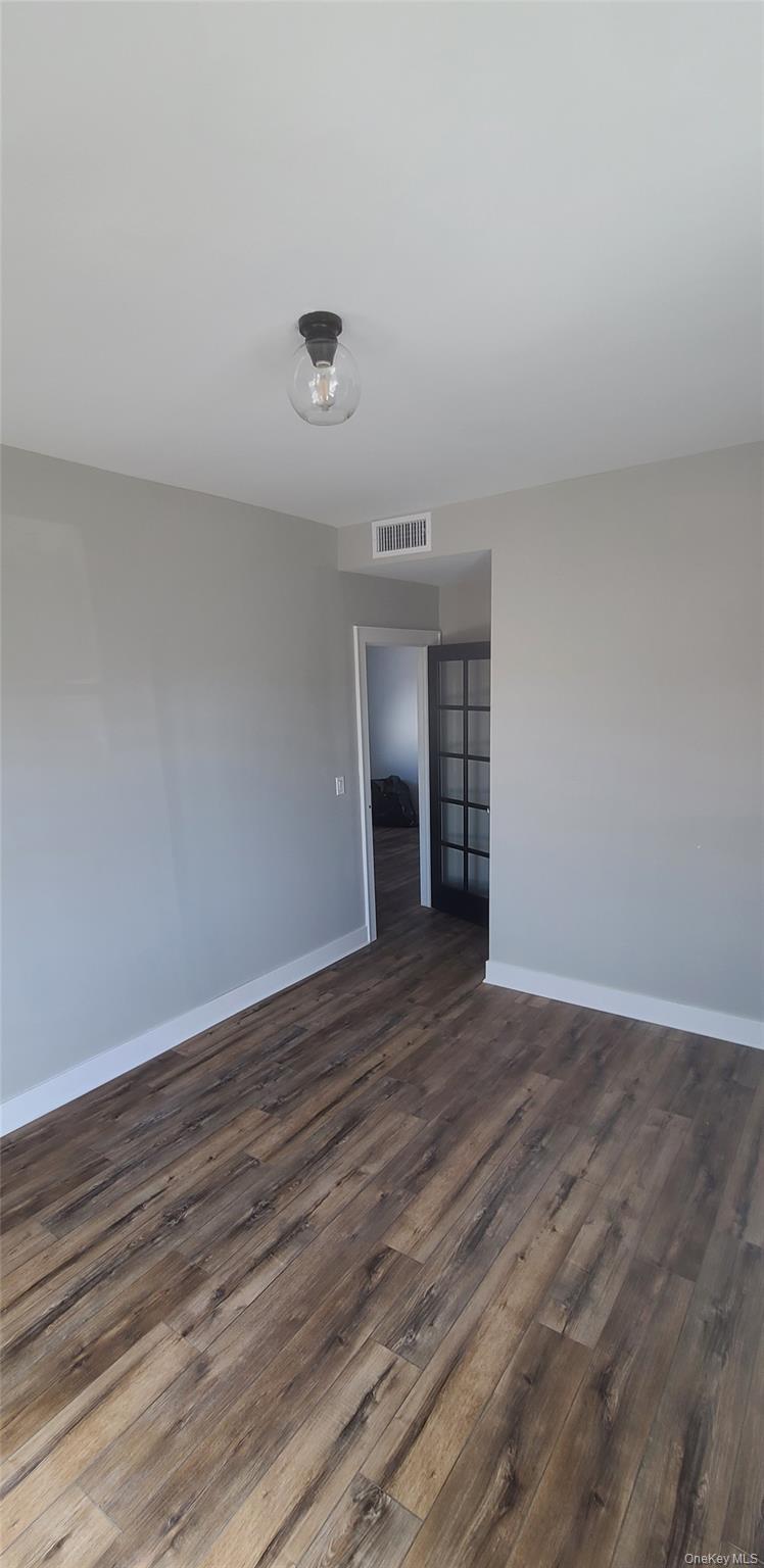 #7 photo, 308 New York Avenue, Huntington , NY 11743