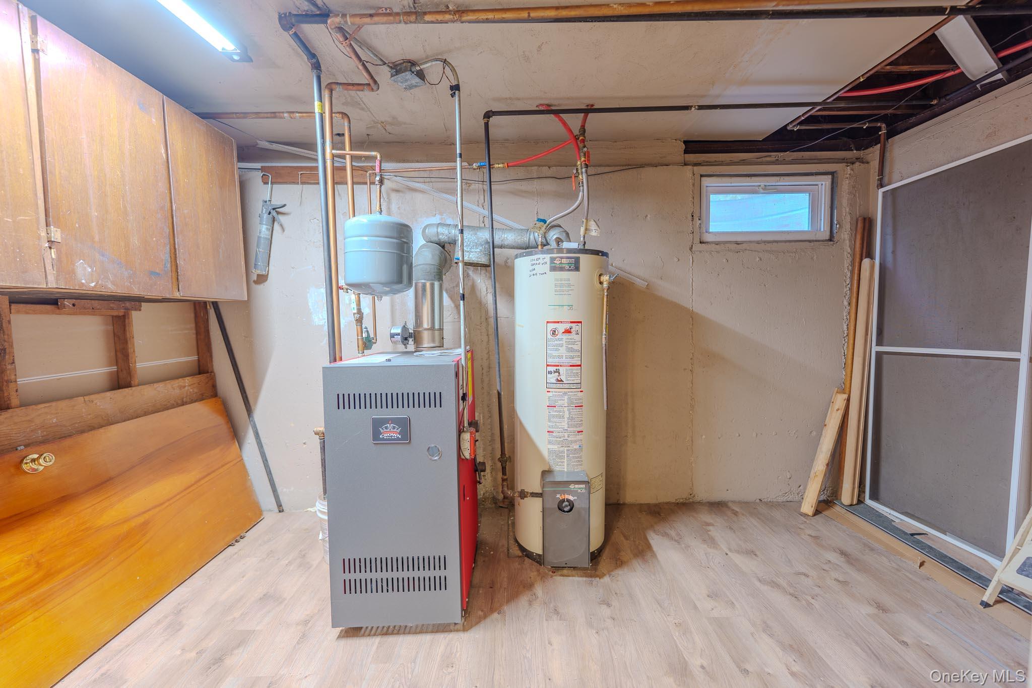 #19 photo, 160 Sackville Road, Garden City , NY 11530