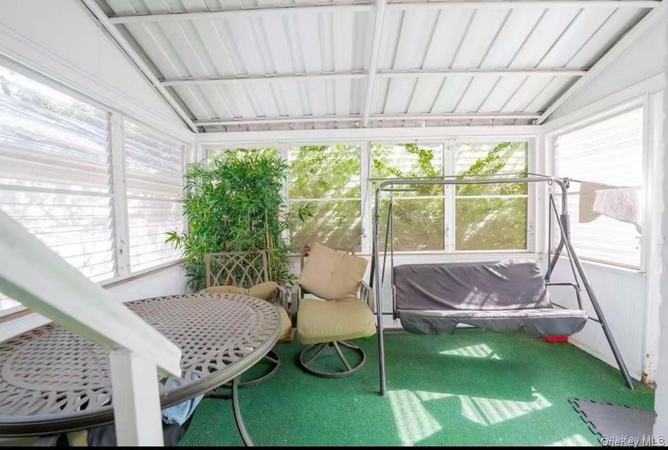 #17 photo, 636 S 13th Street, New Hyde Park , NY 11040