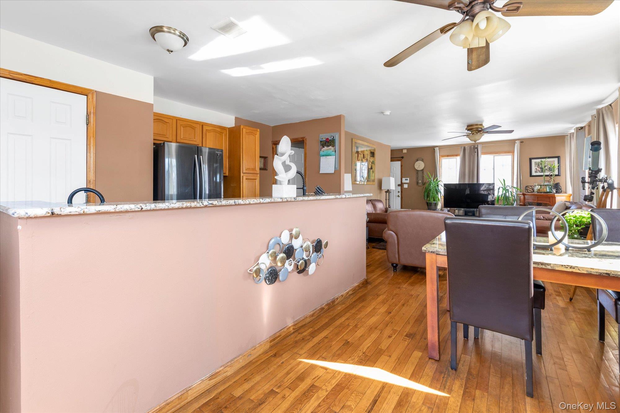 #5 photo, 117-30 201st Street, Saint Albans , NY 11412