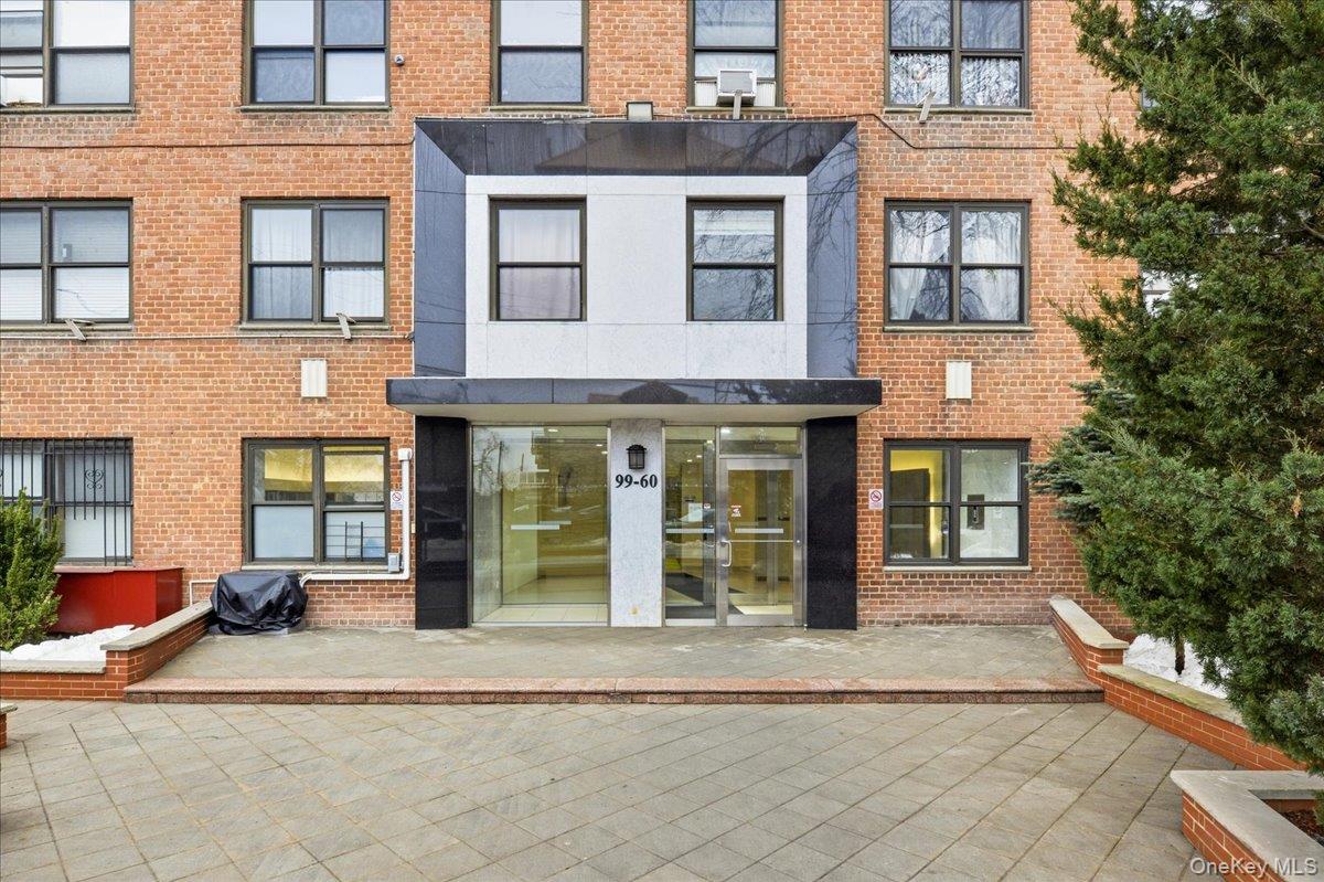 #3 photo, 99-60 63rd Road, كوينز Rego Park , NY 11374