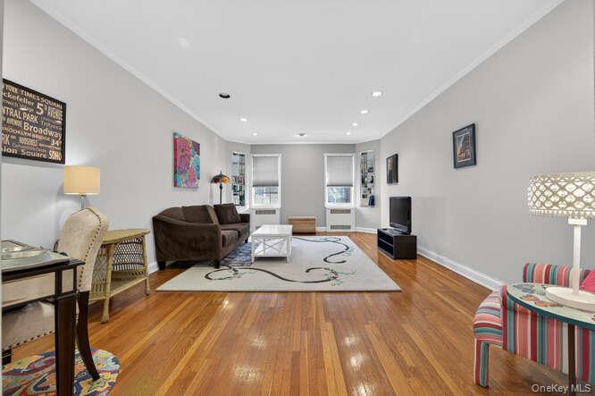 #4 photo, 26 Hamilton Place, 长岛 花园城 Garden City , NY 11530