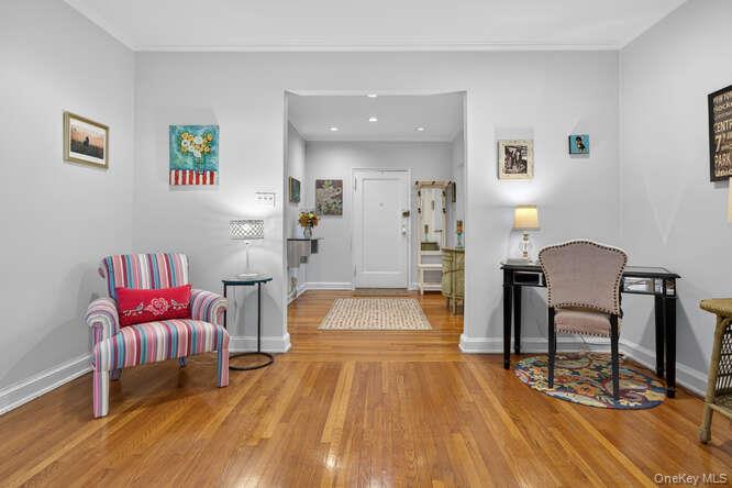 #8 photo, 26 Hamilton Place, 长岛 花园城 Garden City , NY 11530