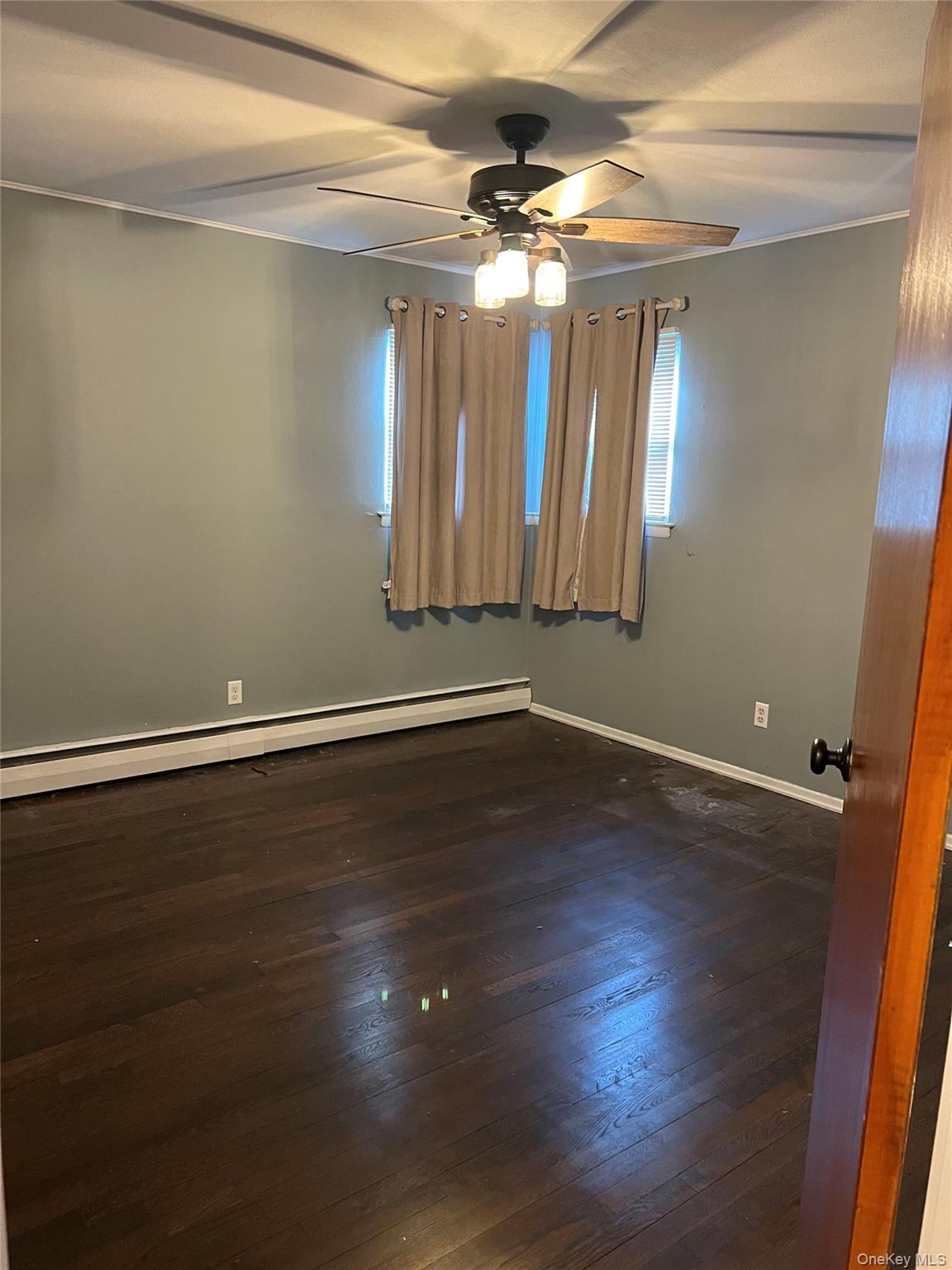 #6 photo, 72 2nd Avenue, East Rockaway , NY 11518