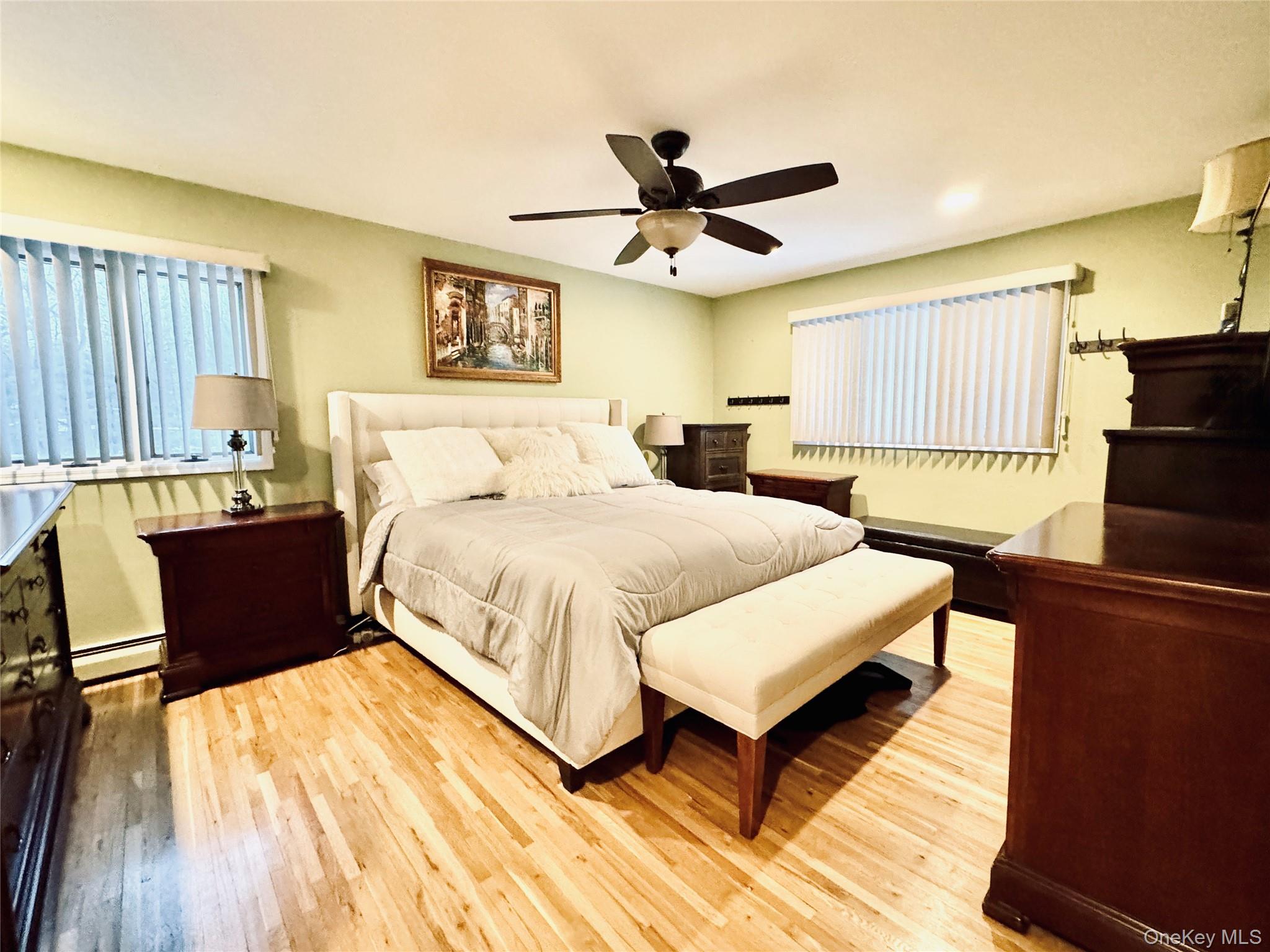 #18 photo, 42 Hearthstone Drive, מחוז סאפוק Dix Hills , NY 11746