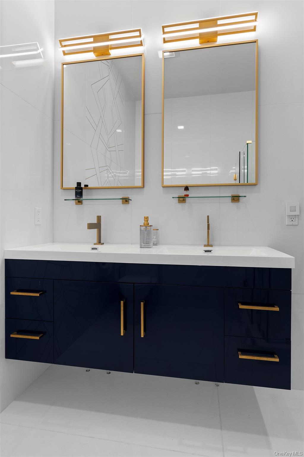 #11 photo, 1001 Peconic Bay Blvd, 东长岛 Jamesport , NY 11947