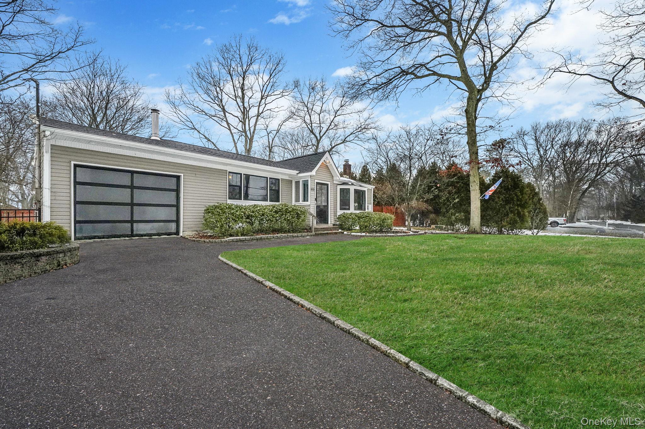 #1 photo, 100 Parkside Avenue, Miller Place , NY 11764