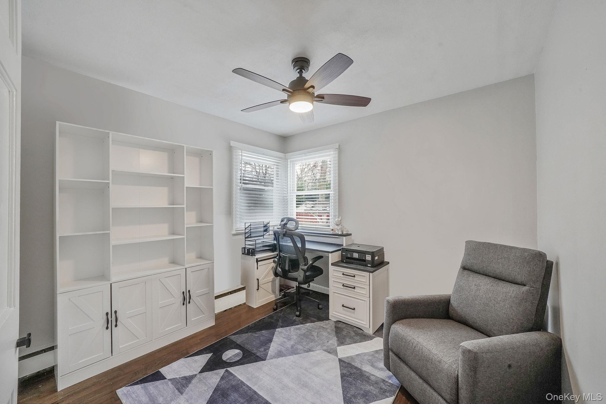 #20 photo, 100 Parkside Avenue, Miller Place , NY 11764