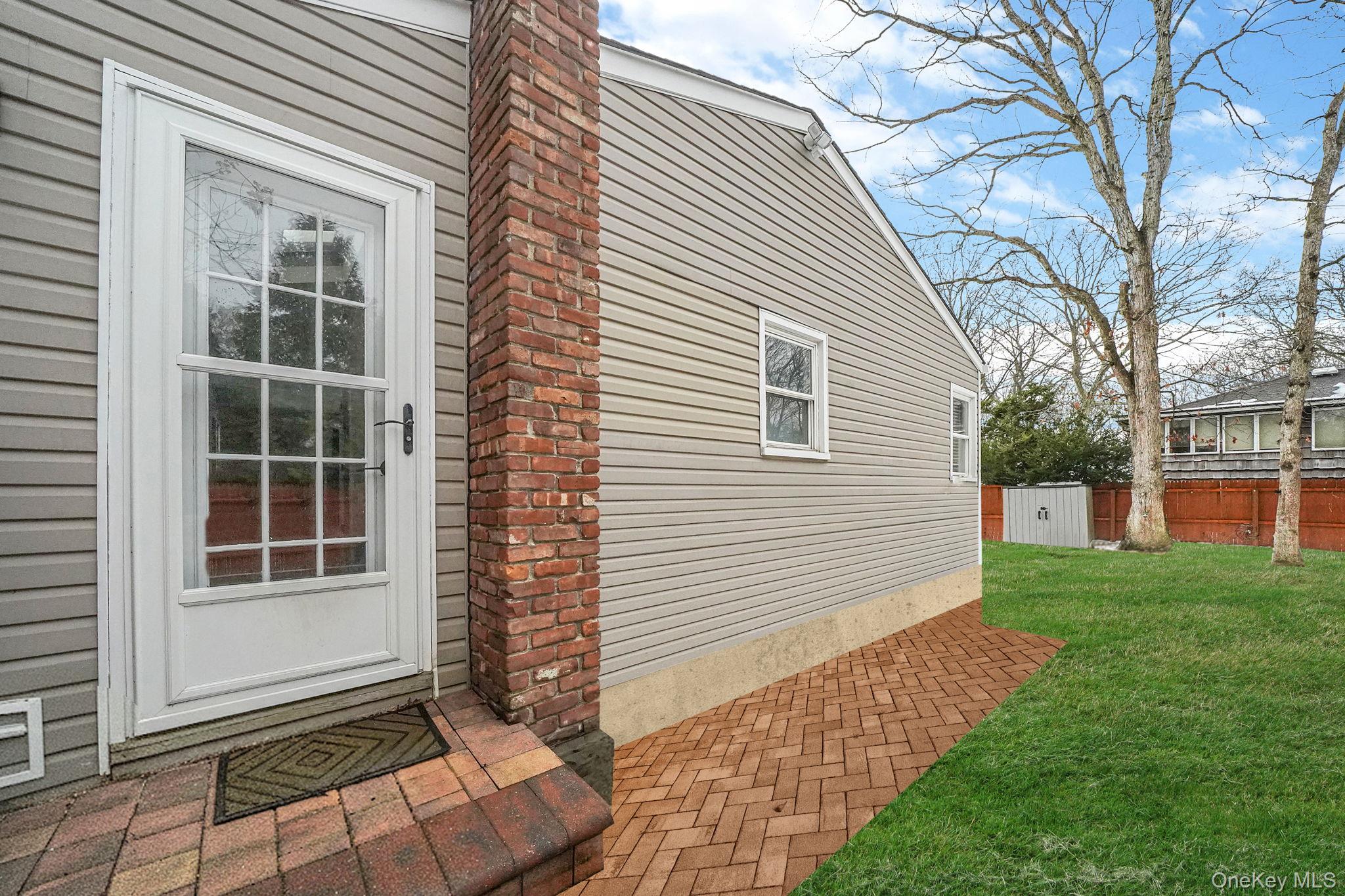 #6 photo, 100 Parkside Avenue, Miller Place , NY 11764