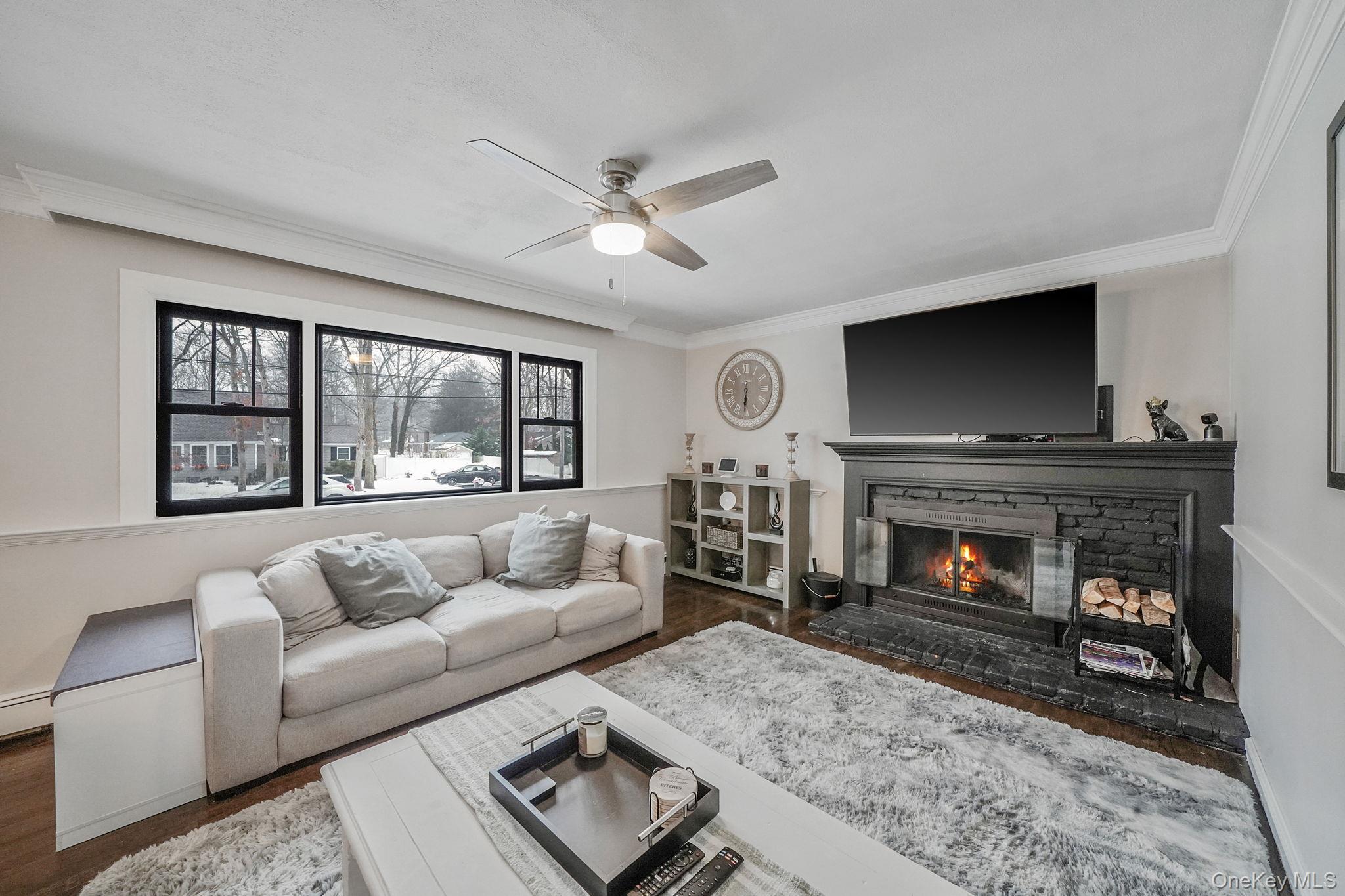 #8 photo, 100 Parkside Avenue, Miller Place , NY 11764