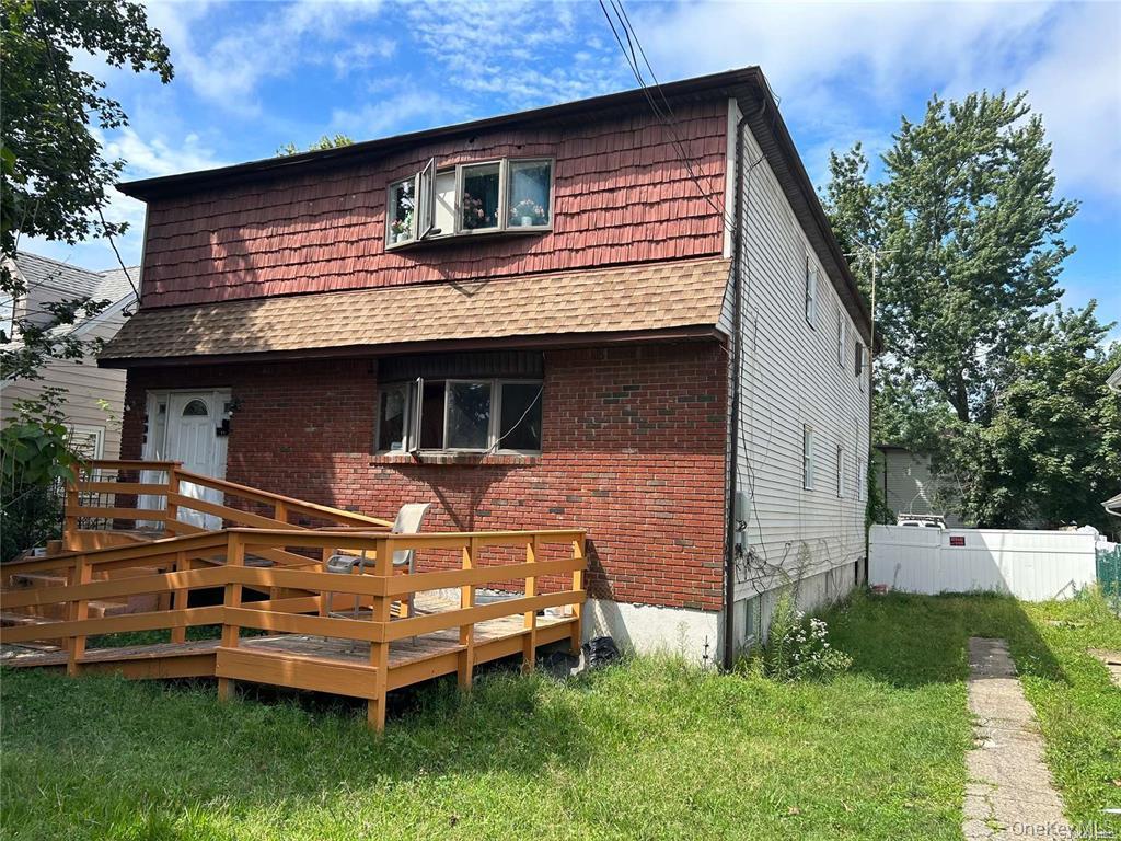 #1 photo, 727 Roman Avenue, Westbury , NY 11590