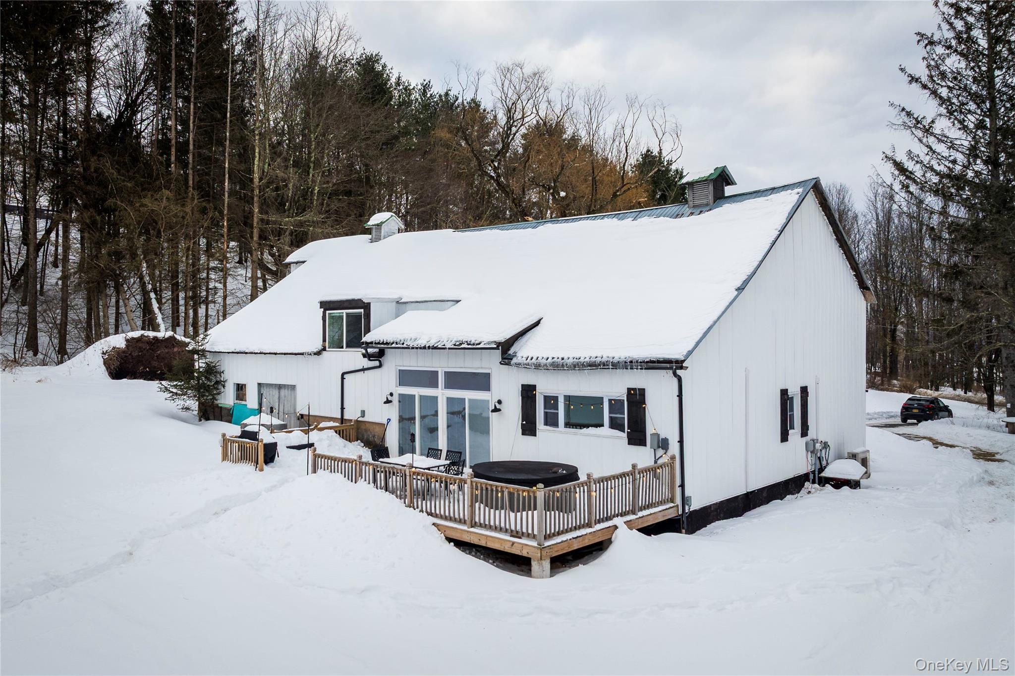 #1 photo, 47 Hemmer Road, 뉴욕주 Jeffersonville , NY 12748