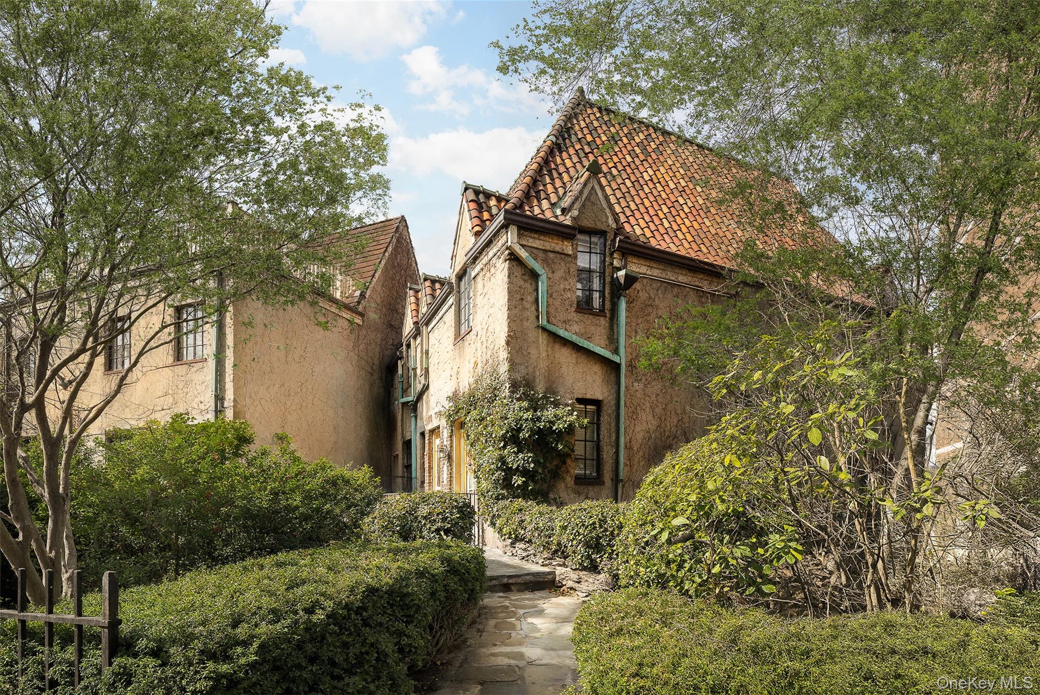 #2 photo, 2501 Palisade Avenue, Бронкс ‖ Bronx , NY 10463