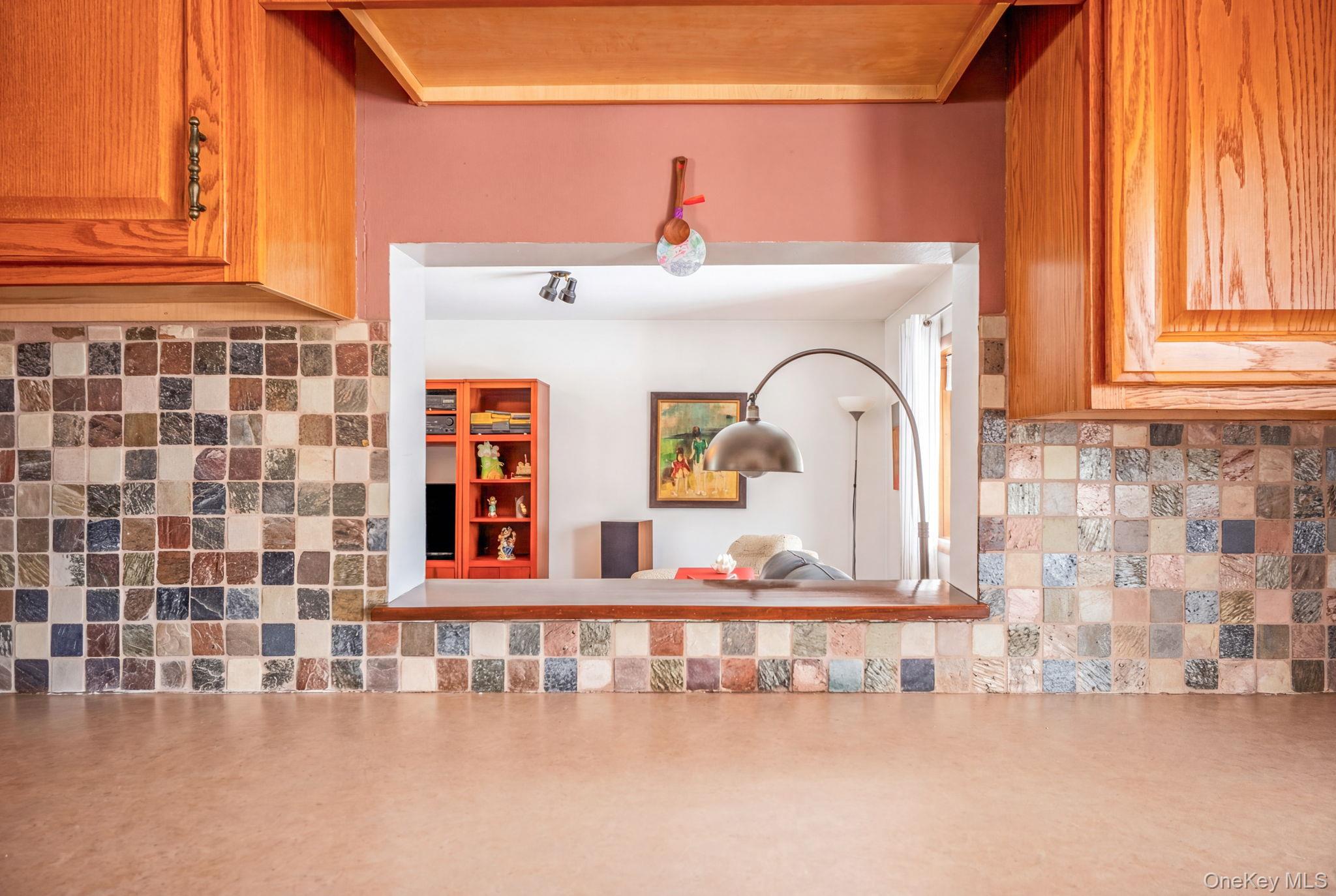 #16 photo, 538 Mountain View Avenue, Hurley , NY 12443