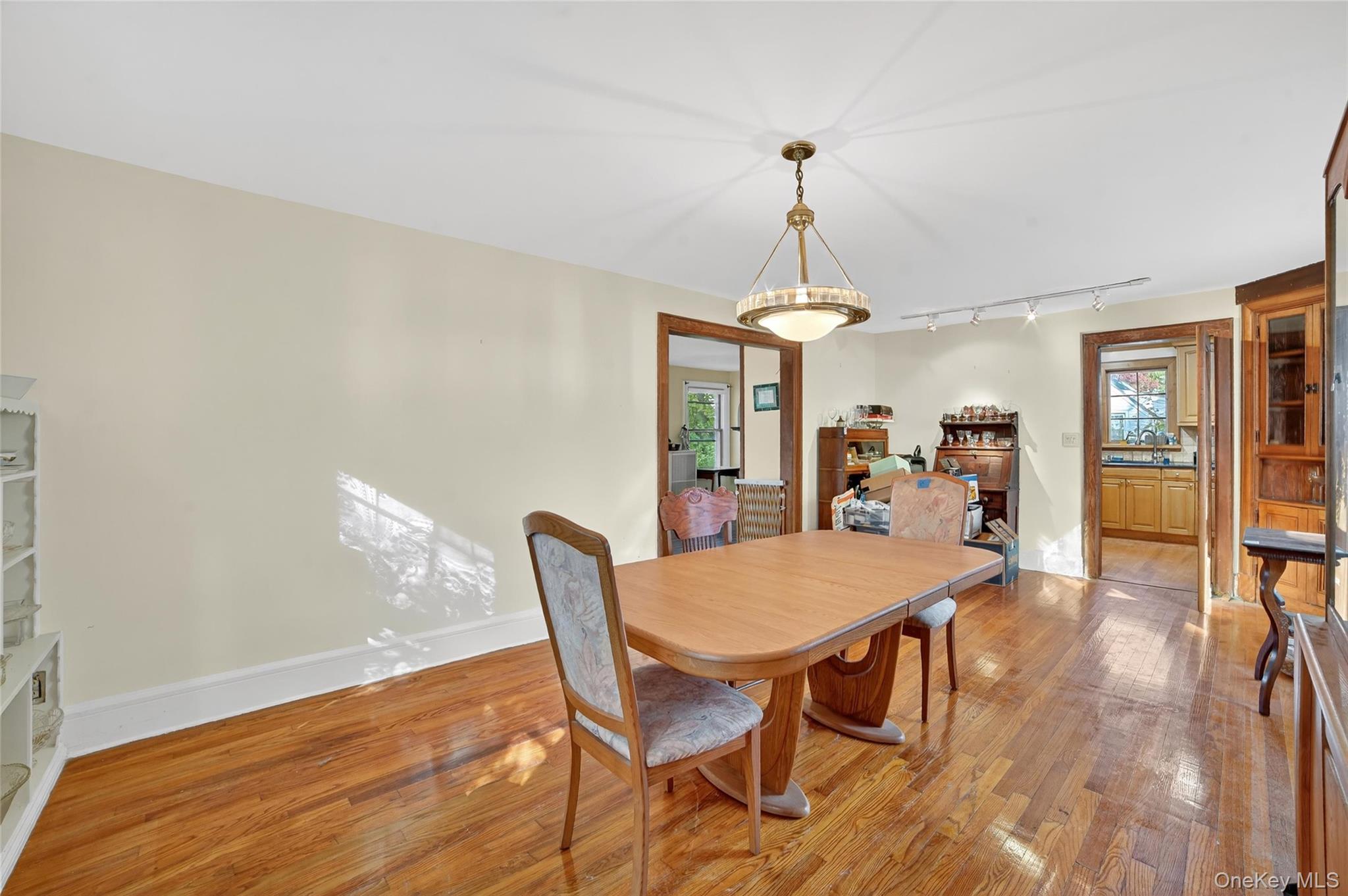 #10 photo, 10 Edna Street, White Plains , NY 10606