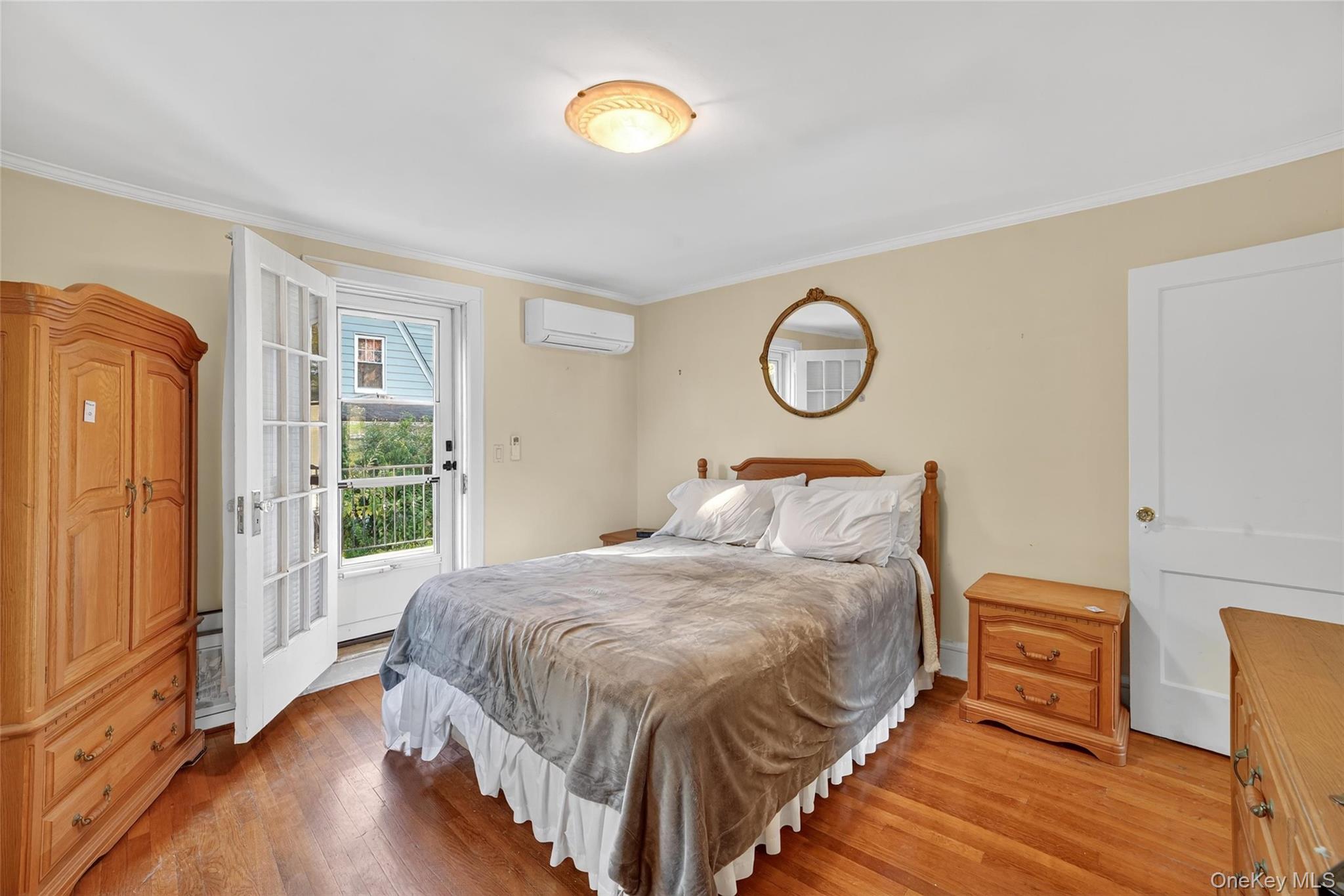 #19 photo, 10 Edna Street, White Plains , NY 10606