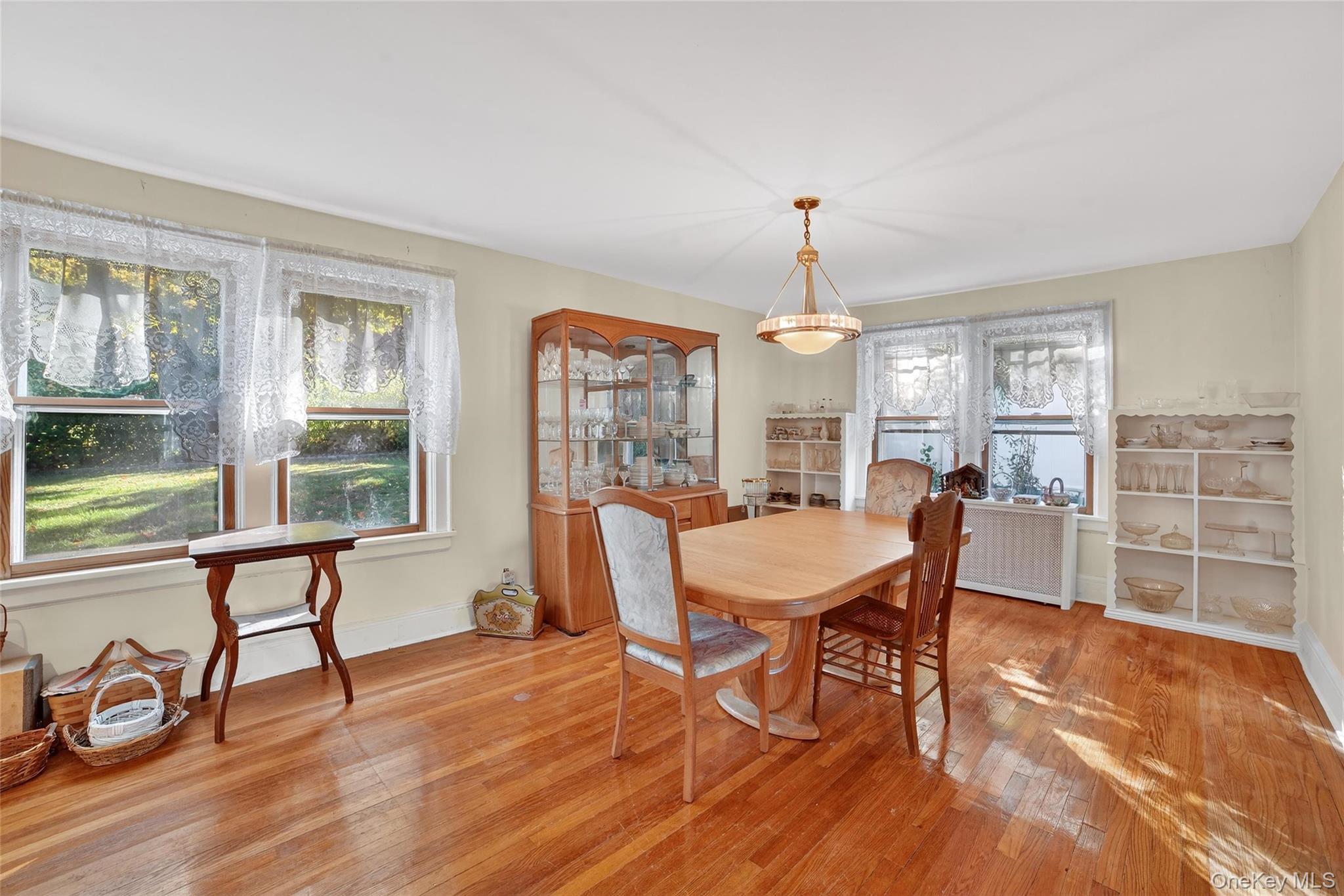 #7 photo, 10 Edna Street, White Plains , NY 10606