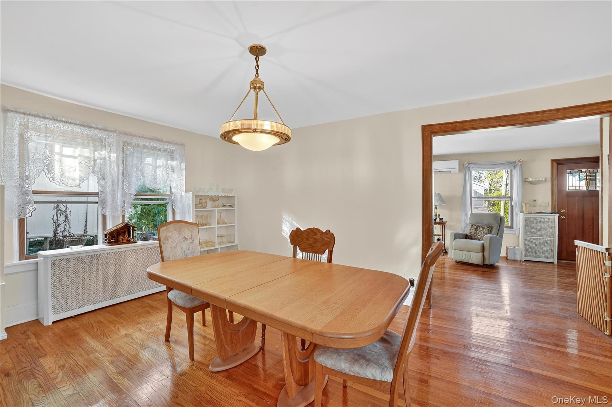 #9 photo, 10 Edna Street, White Plains , NY 10606