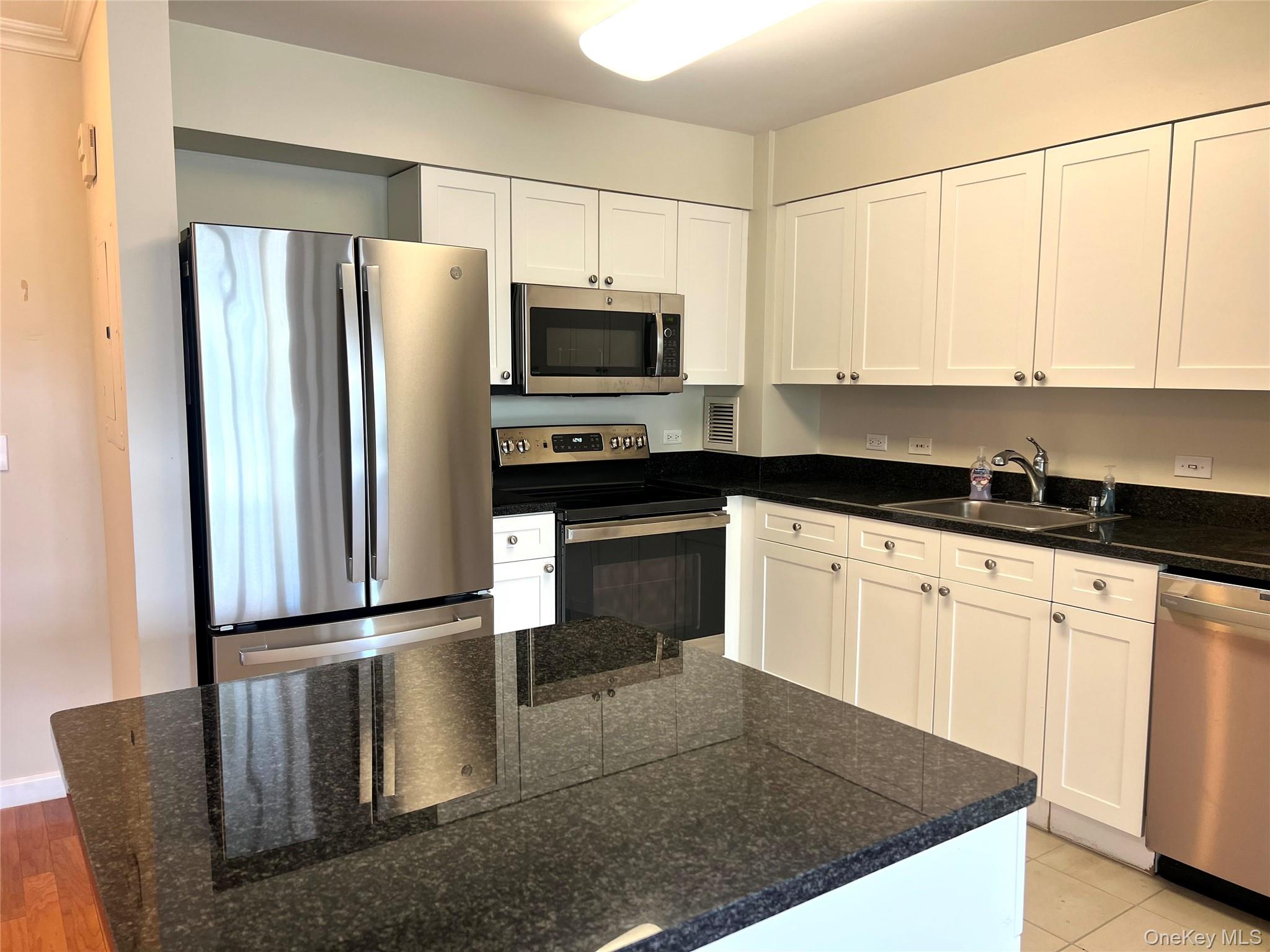 #4 photo, 300 Mamaroneck Avenue, White Plains , NY 10605