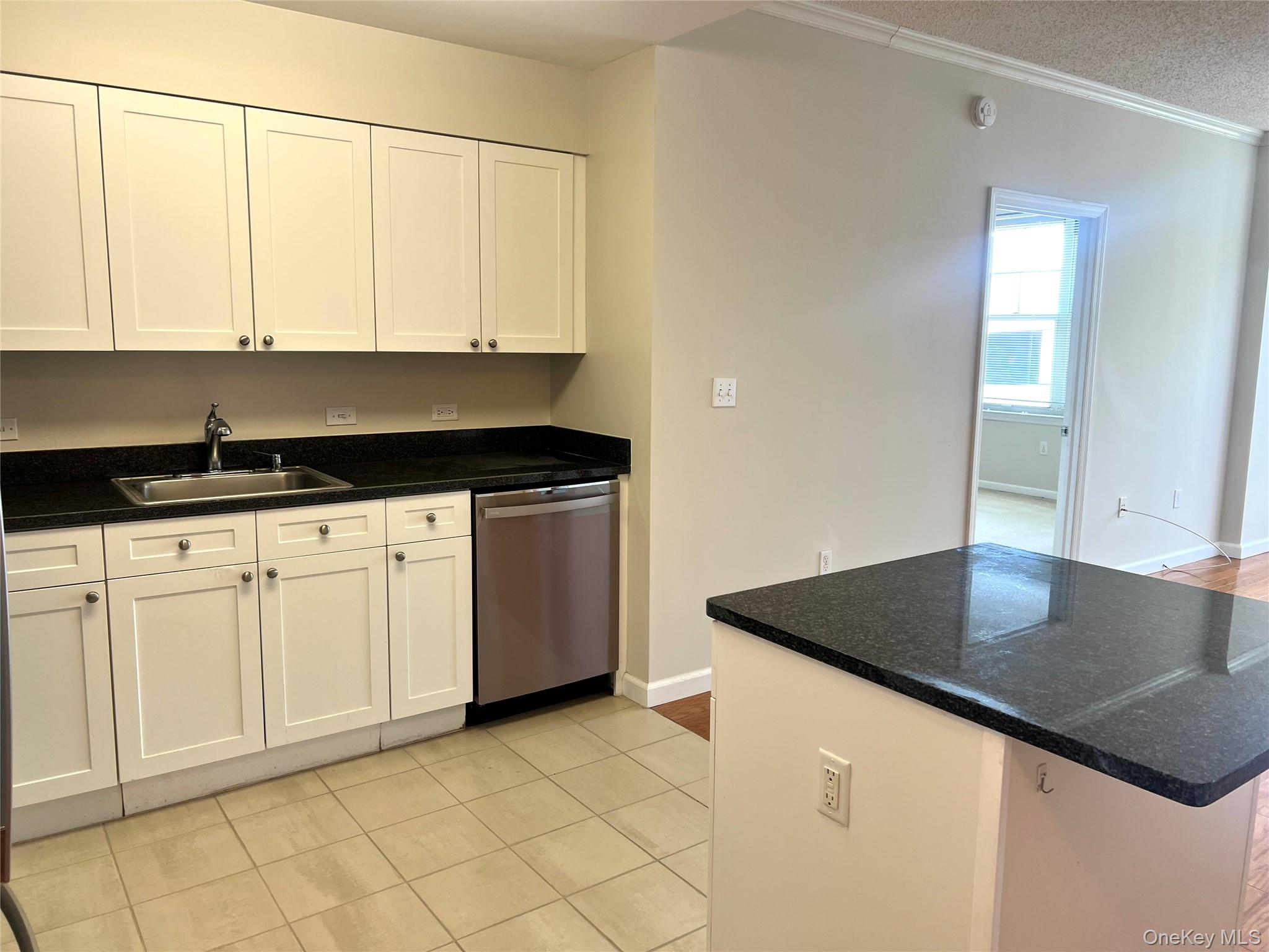 #6 photo, 300 Mamaroneck Avenue, White Plains , NY 10605