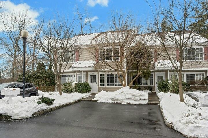#3 photo, 202 Park Ridge Lane, White Plains , NY 10603