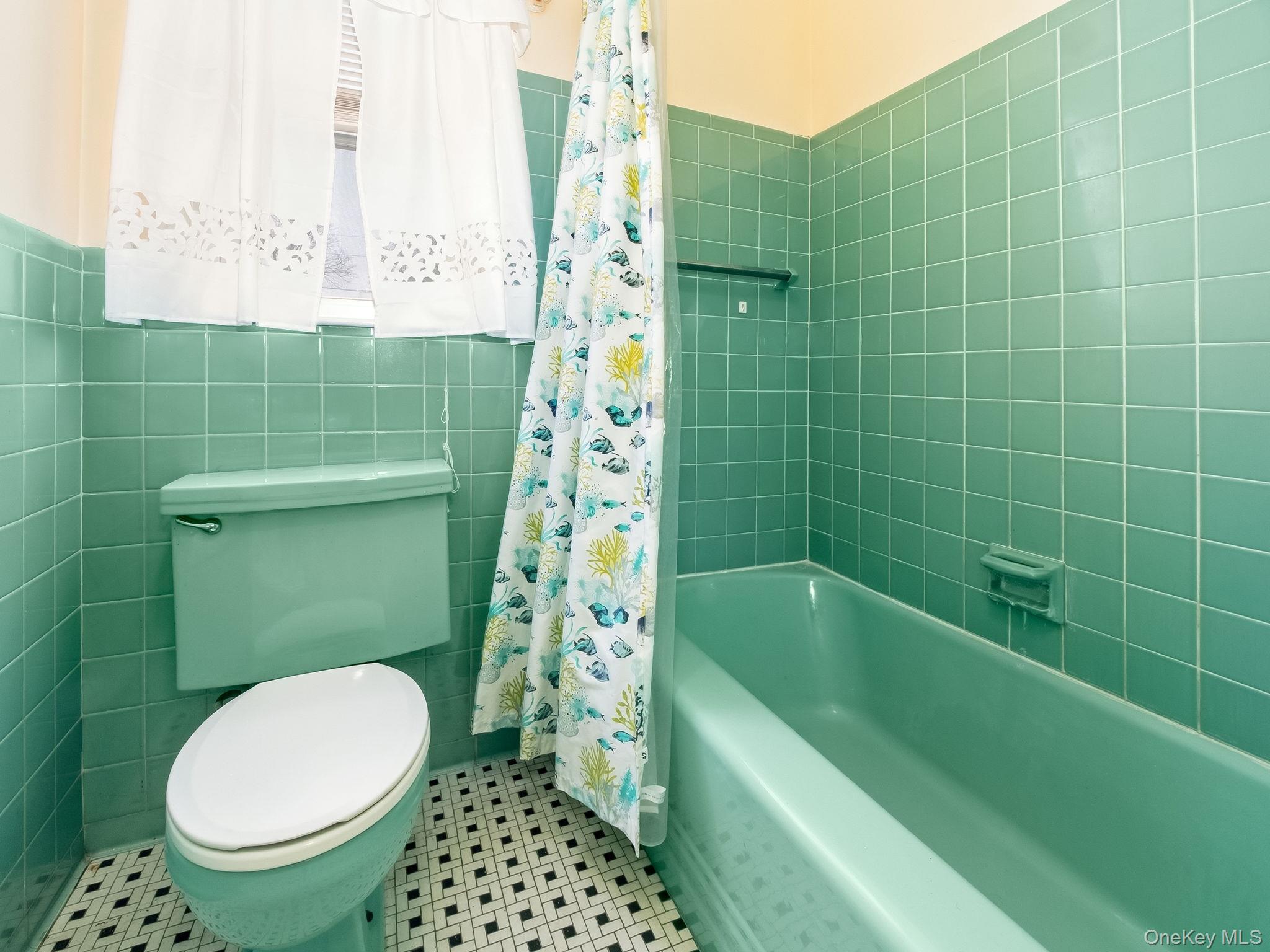 #19 photo, 5 N Shenorock Drive, Yorktown Heights , NY 10598