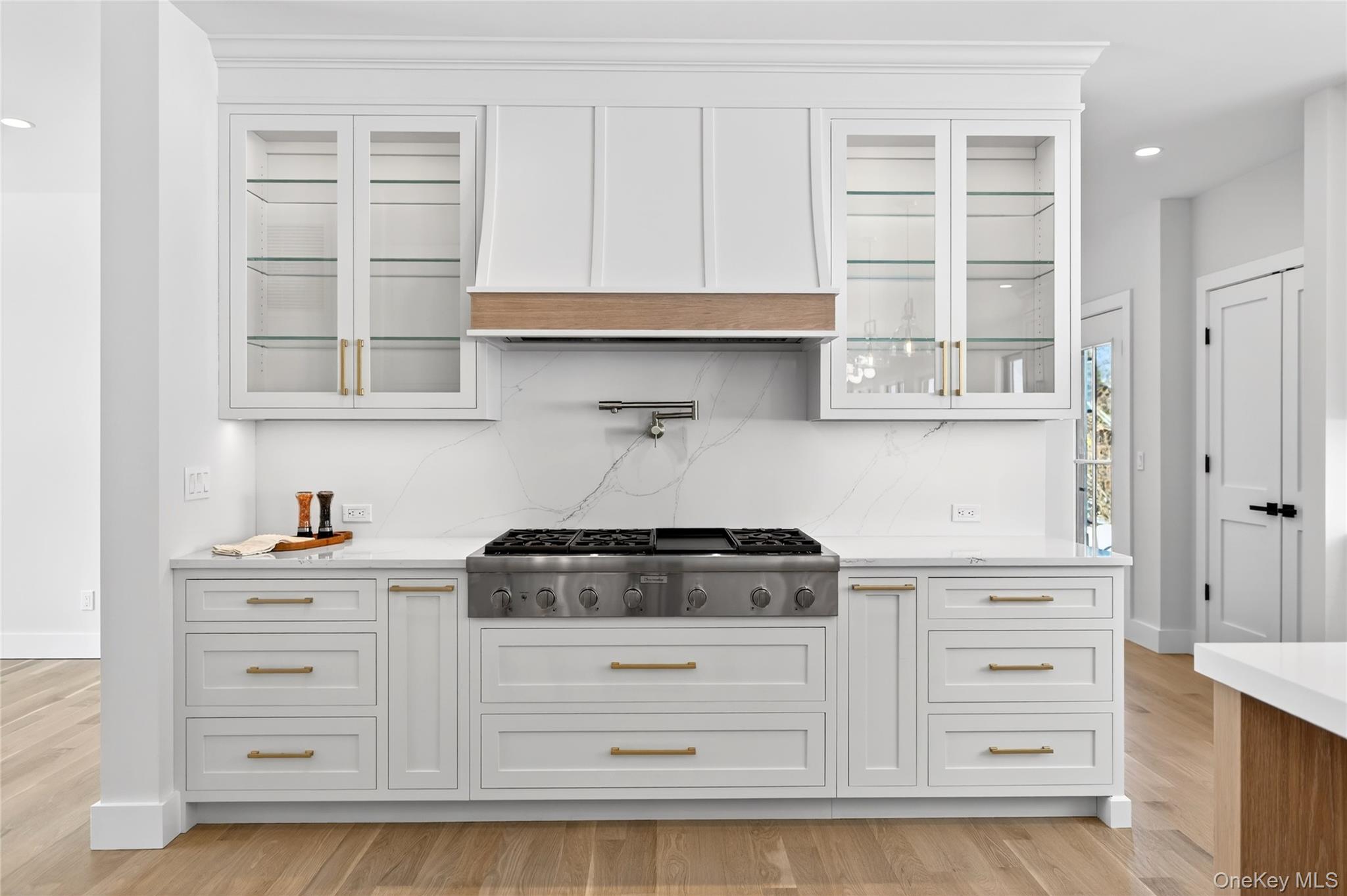 #10 photo, 43 Hilltop Lane, Thornwood , NY 10594