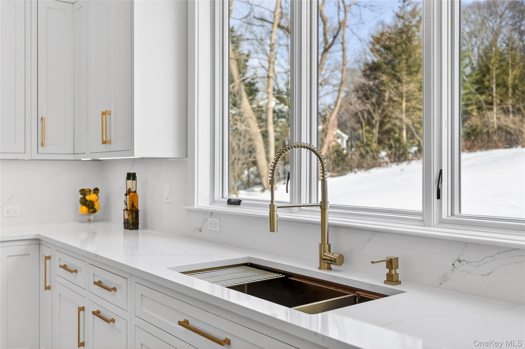 #12 photo, 43 Hilltop Lane, Thornwood , NY 10594