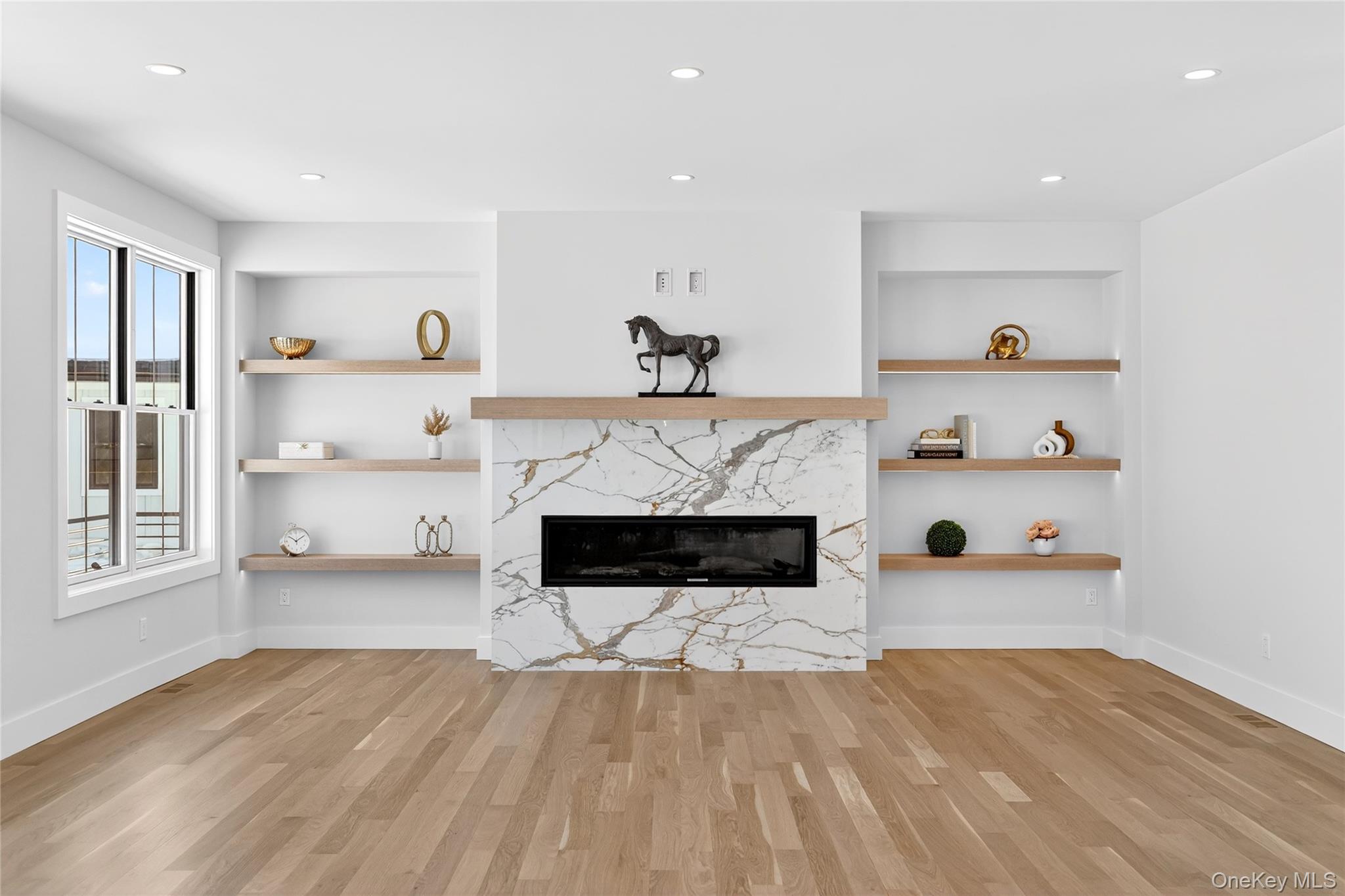 #14 photo, 43 Hilltop Lane, Thornwood , NY 10594